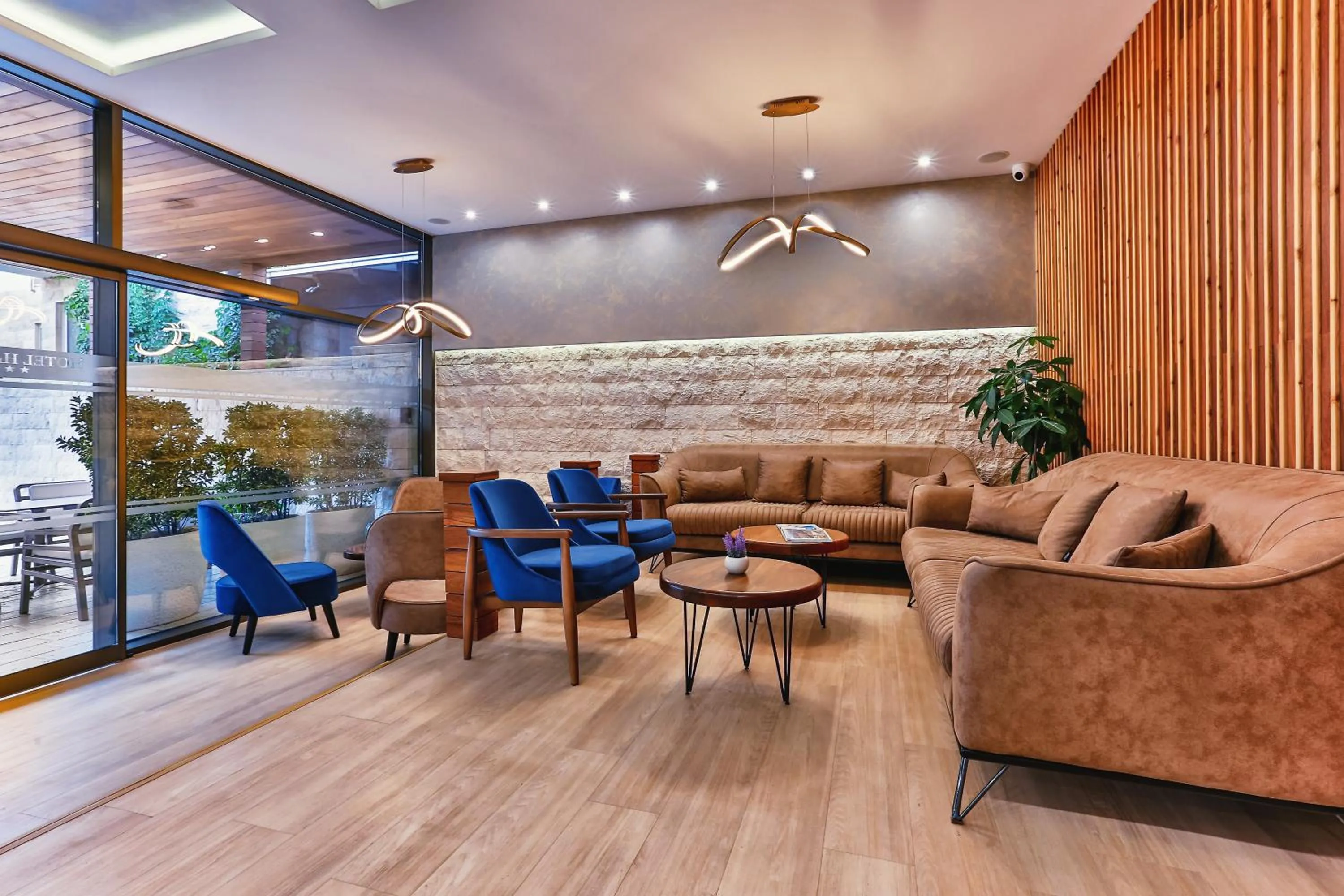 Lobby or reception in Hotel Harmony by Aycon