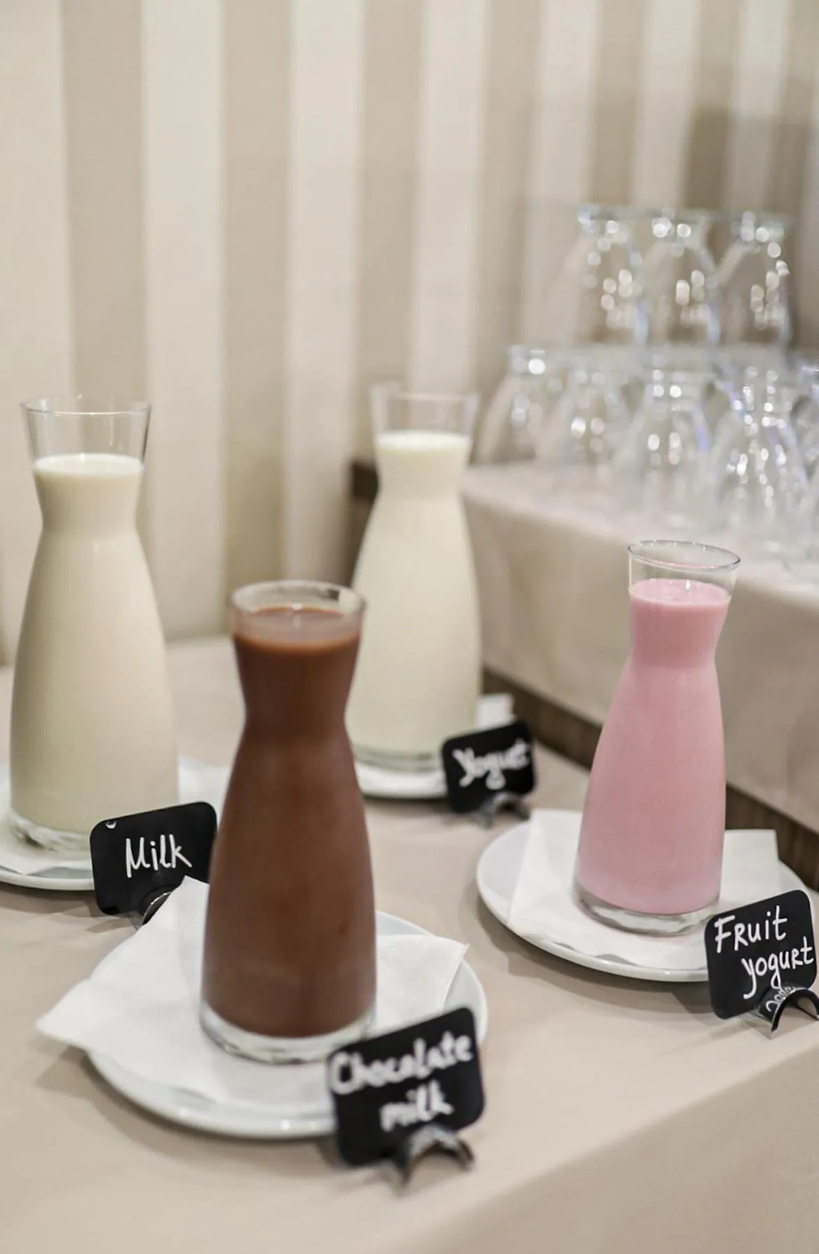 Breakfast in Hotel Harmony by Aycon