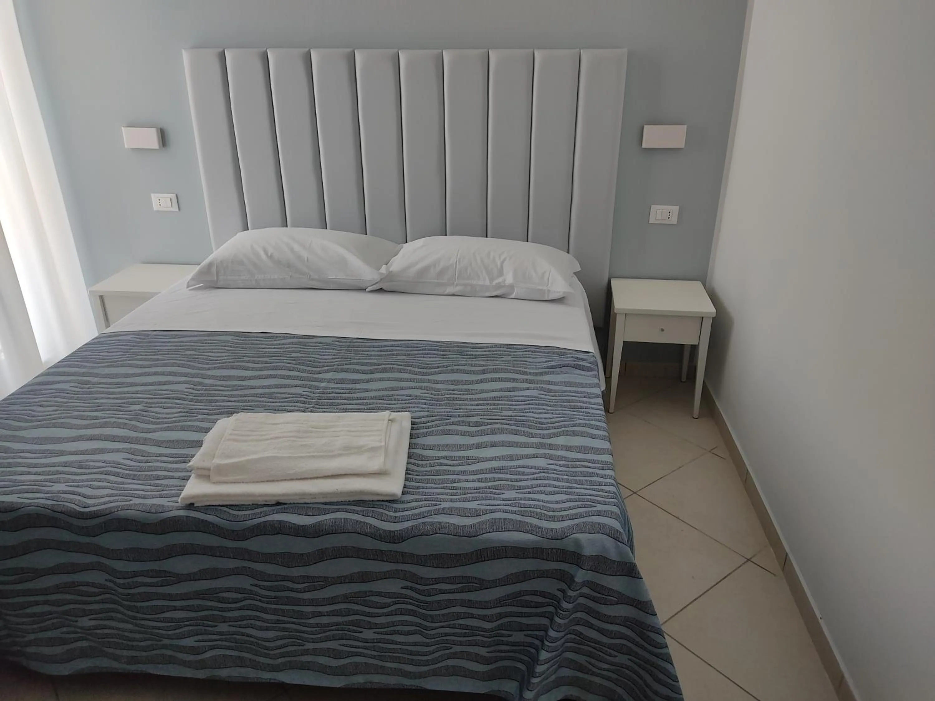 Bed in Hotel Caravel Park