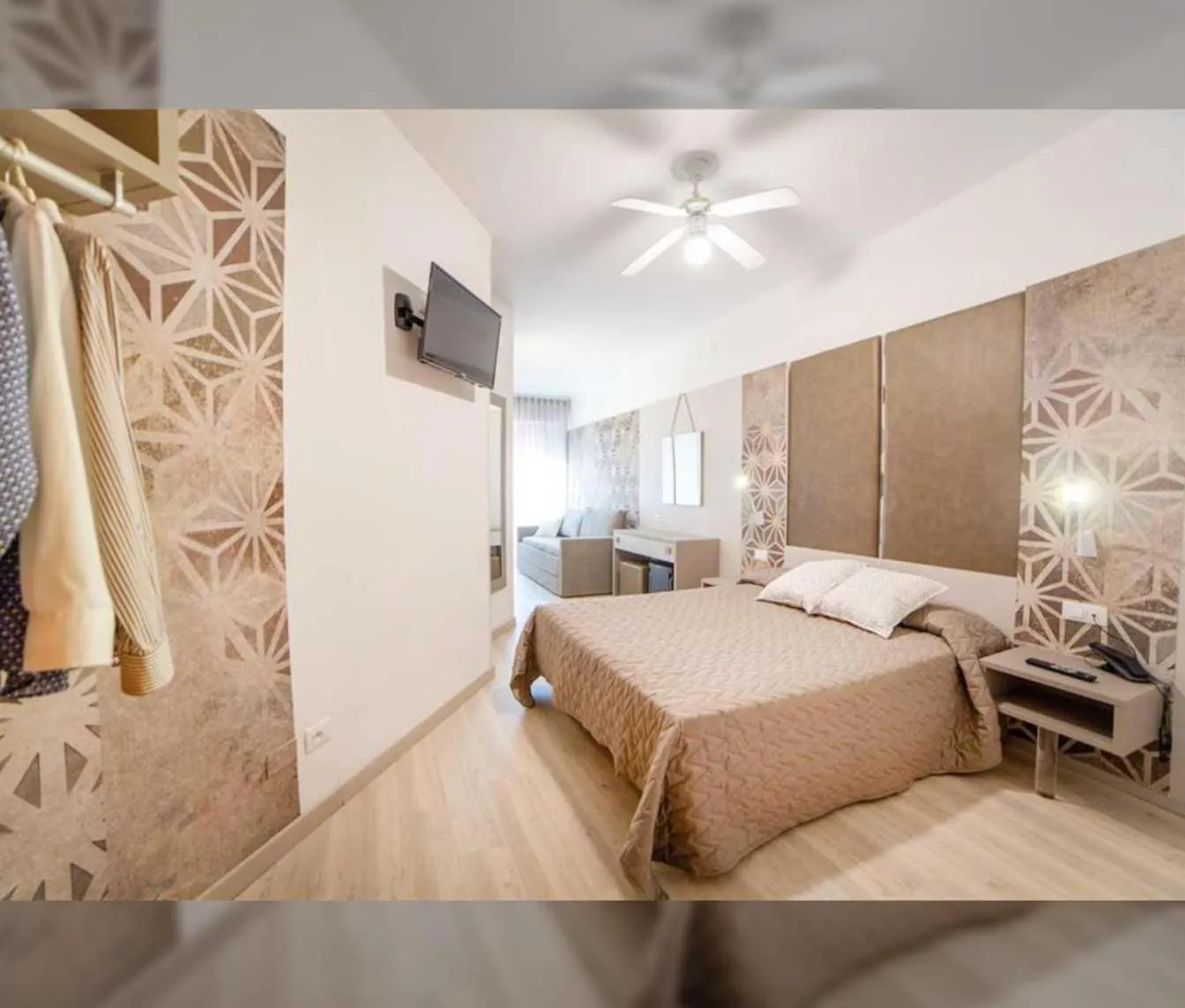 Bed in All'Orologio - Boutique Hotel