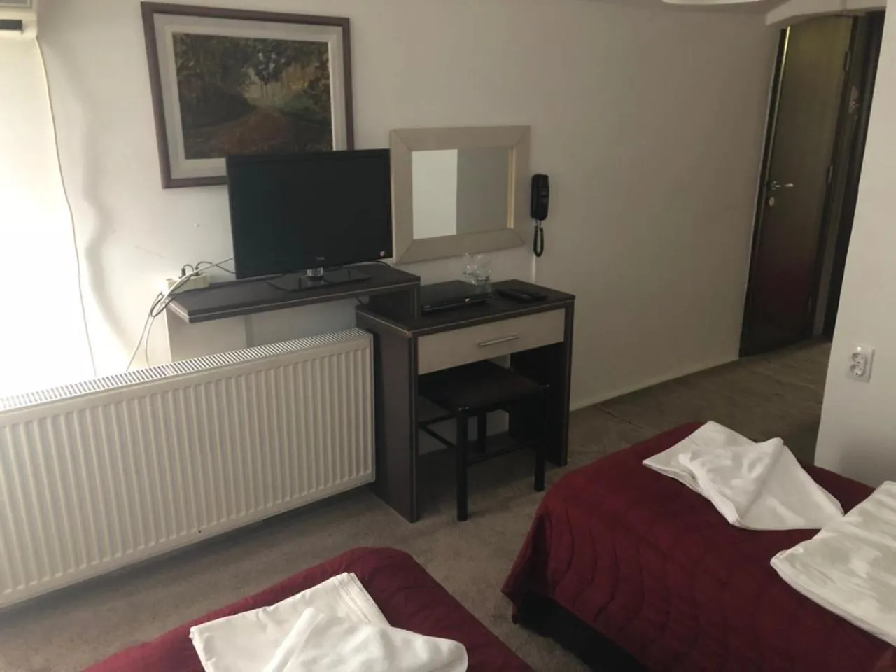Bed in Gros Hotel - Leskovac