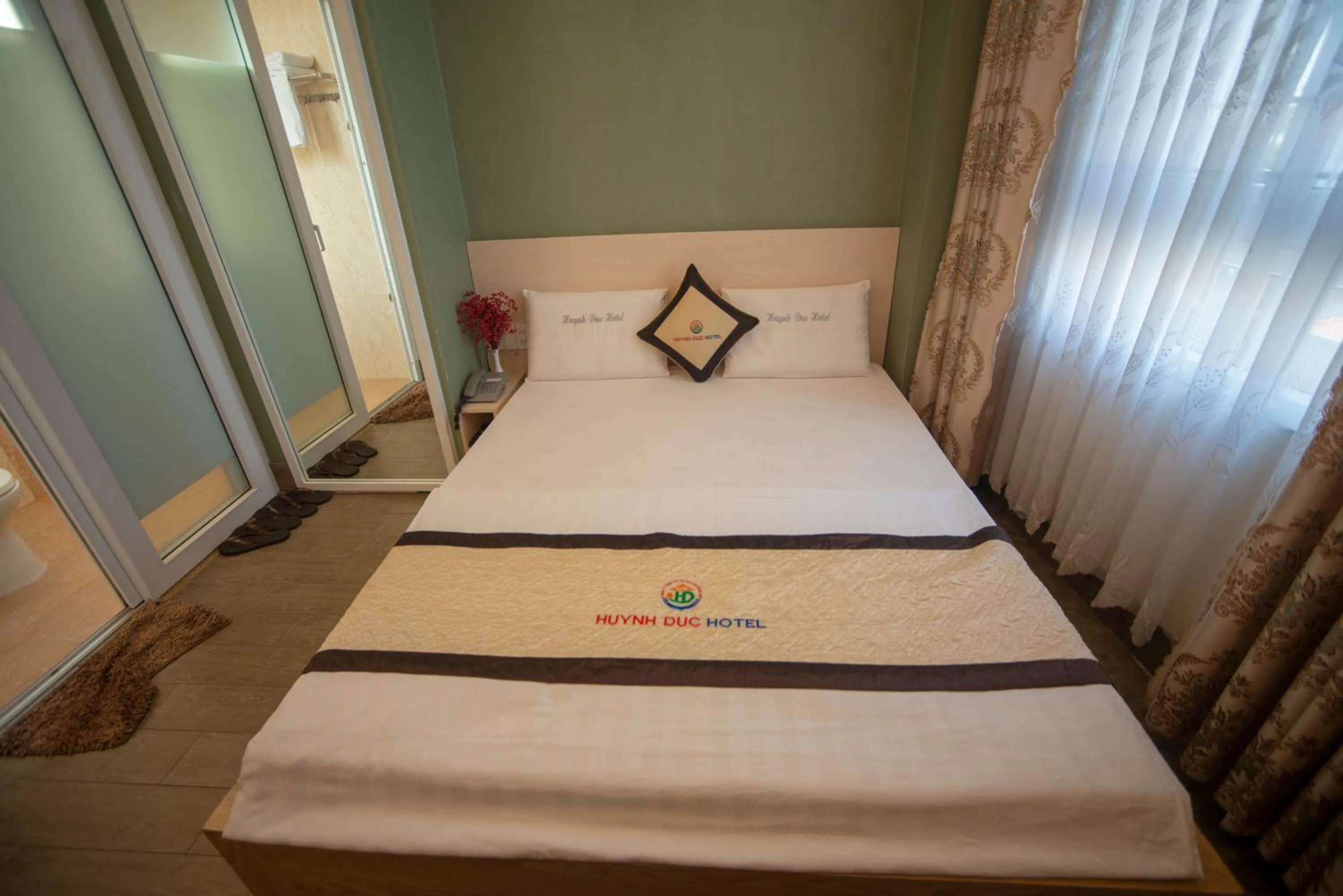 Bed in Huynh Duc 2 Hotel