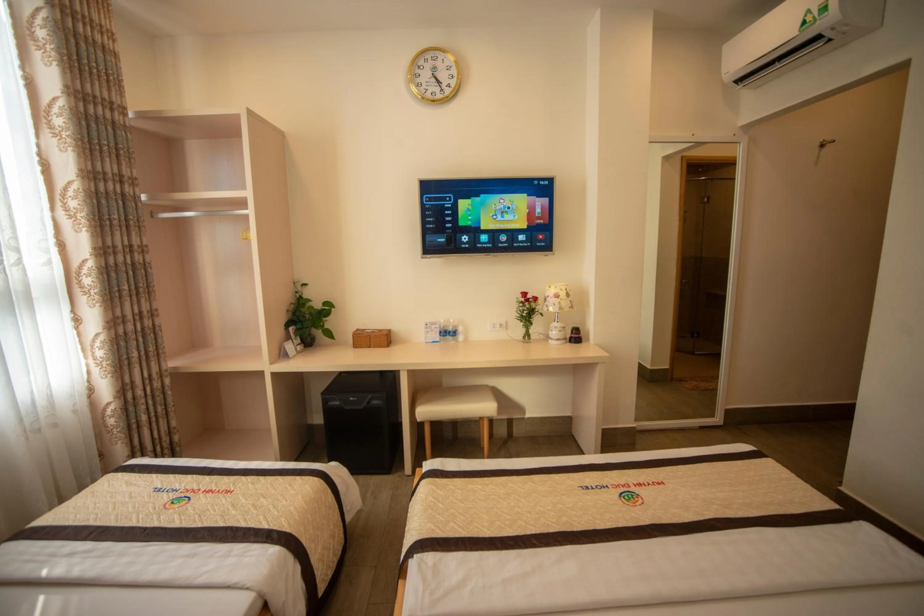 Bed in Huynh Duc 2 Hotel