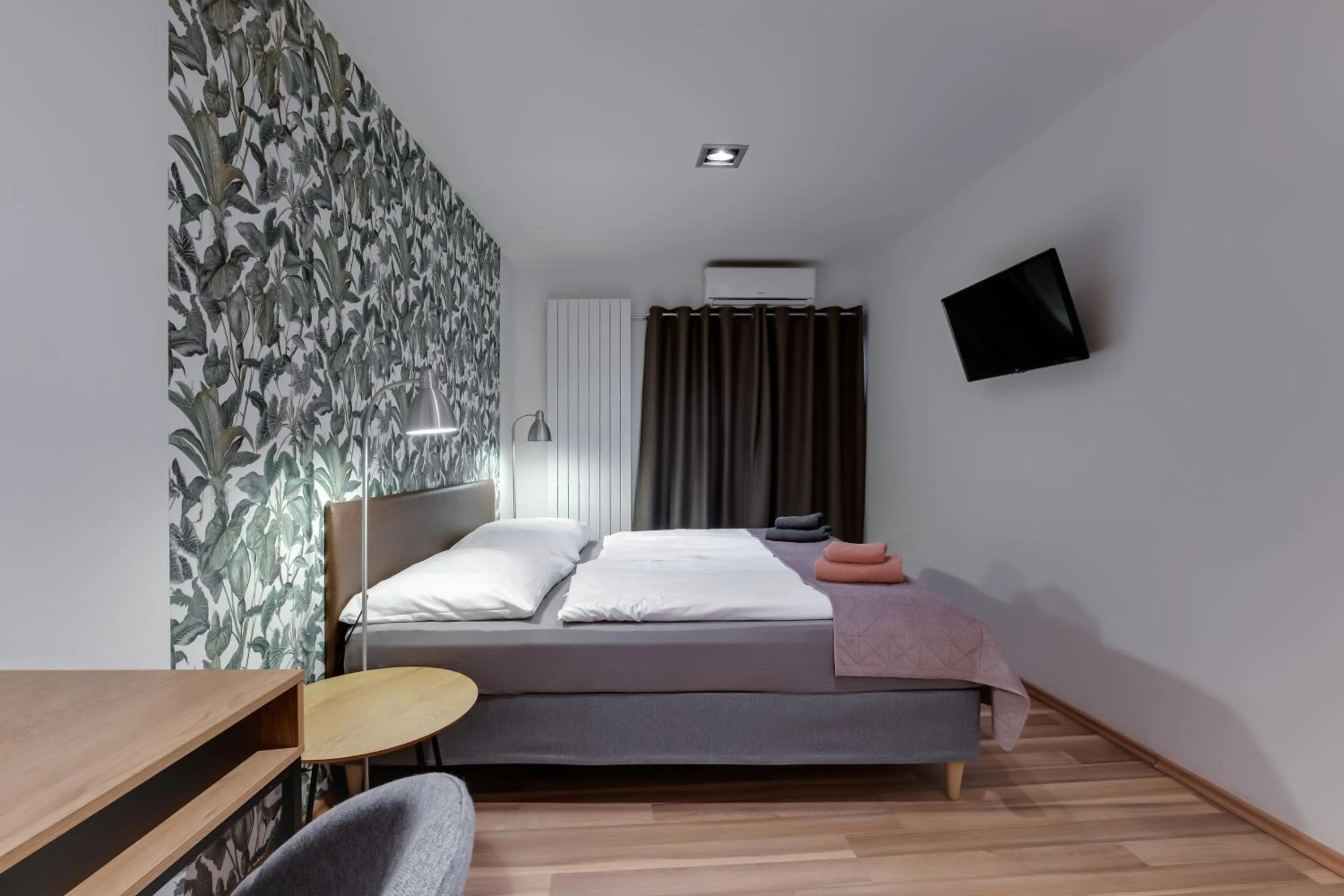 Bed in VV hotel & apartments