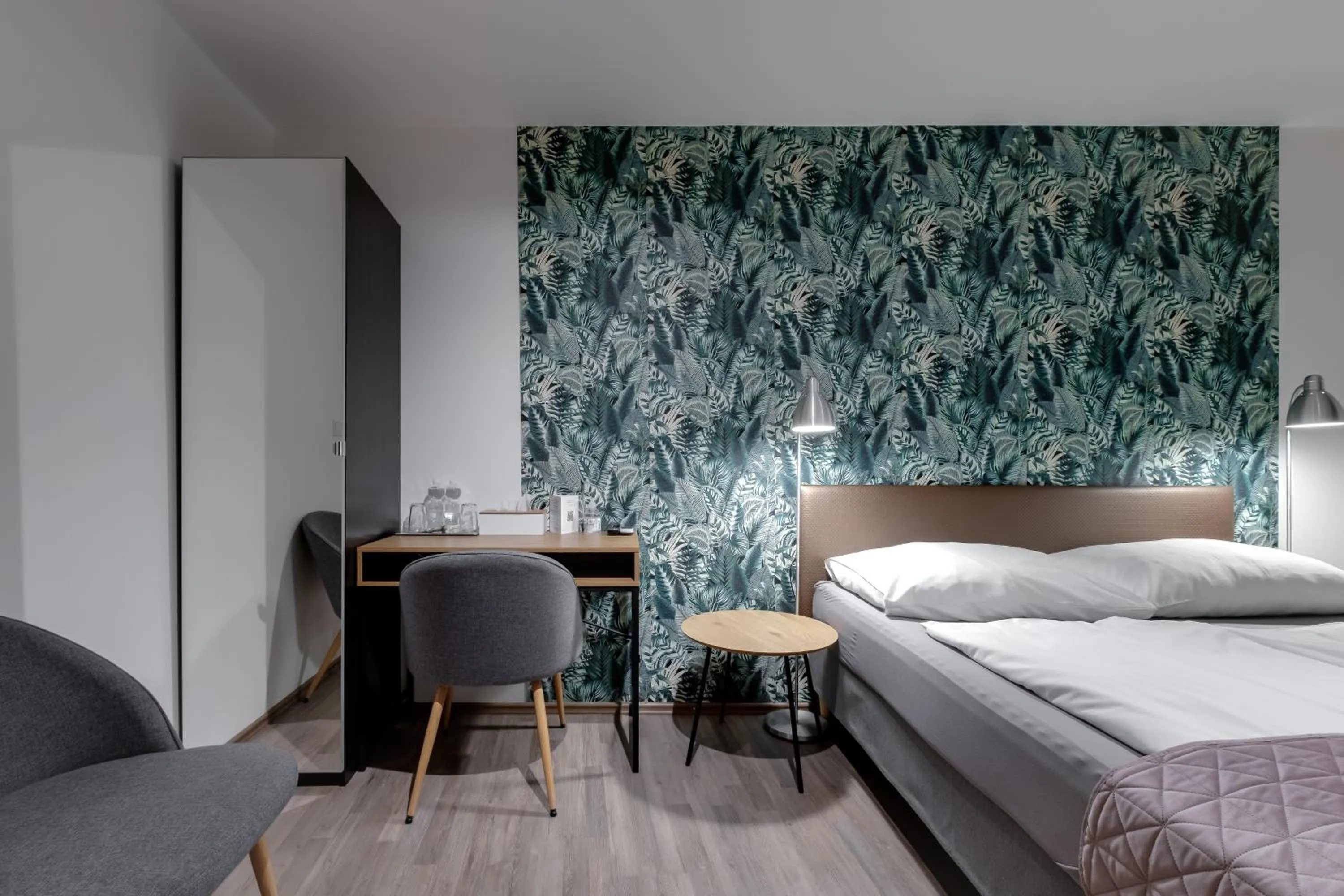 Photo of the whole room, Bed in VV hotel & apartments