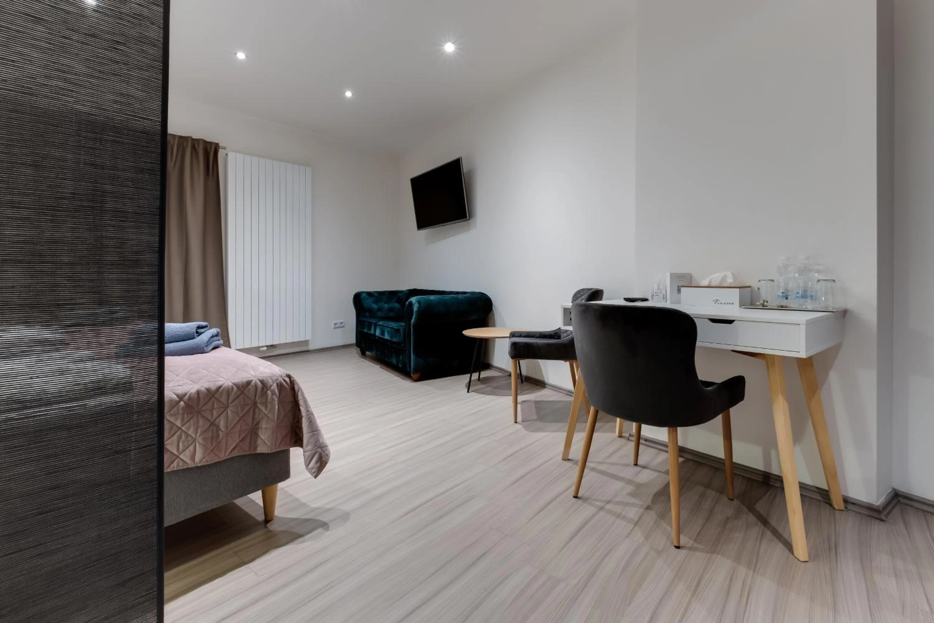 Bedroom in VV hotel & apartments