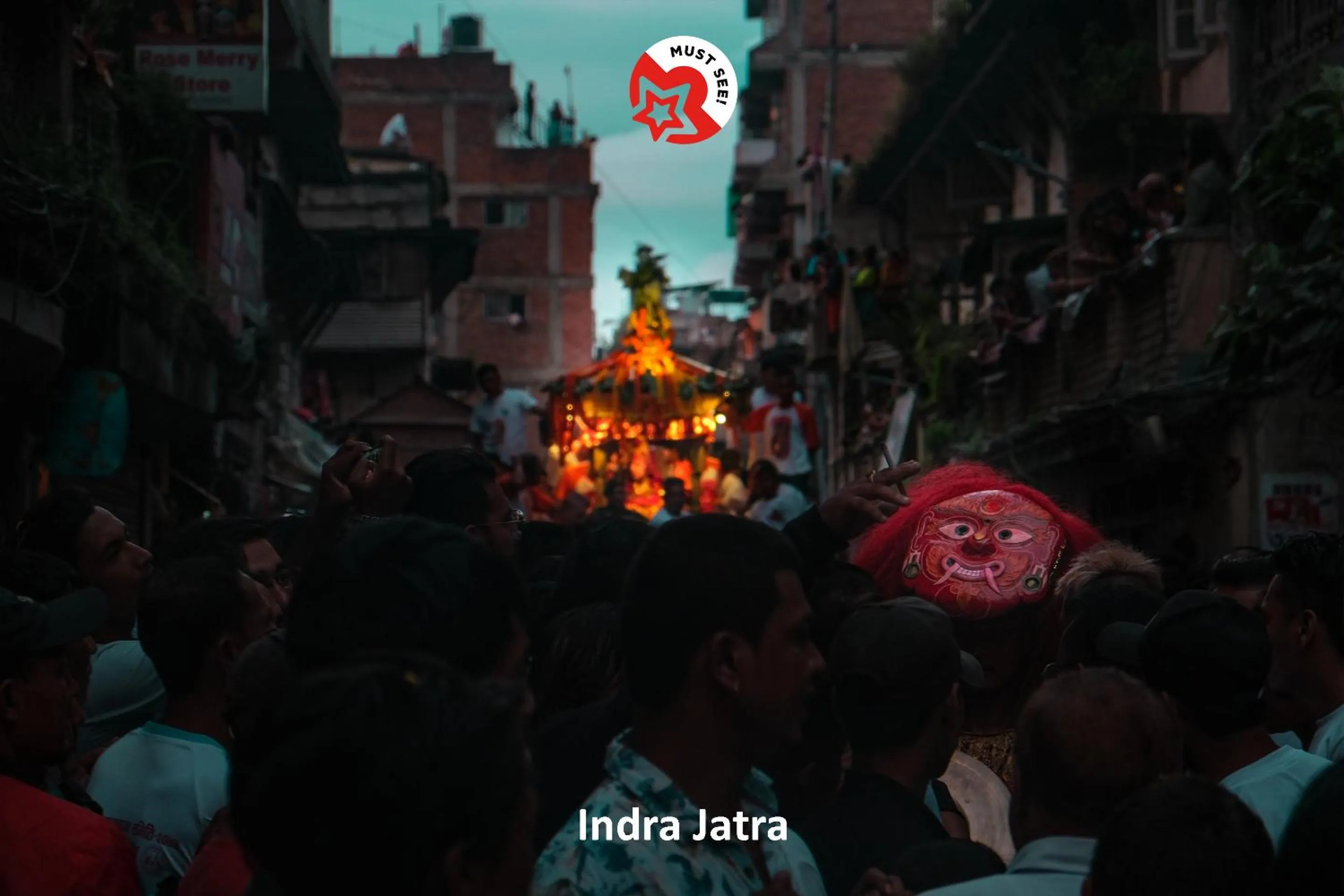 People in Hotel Marinha