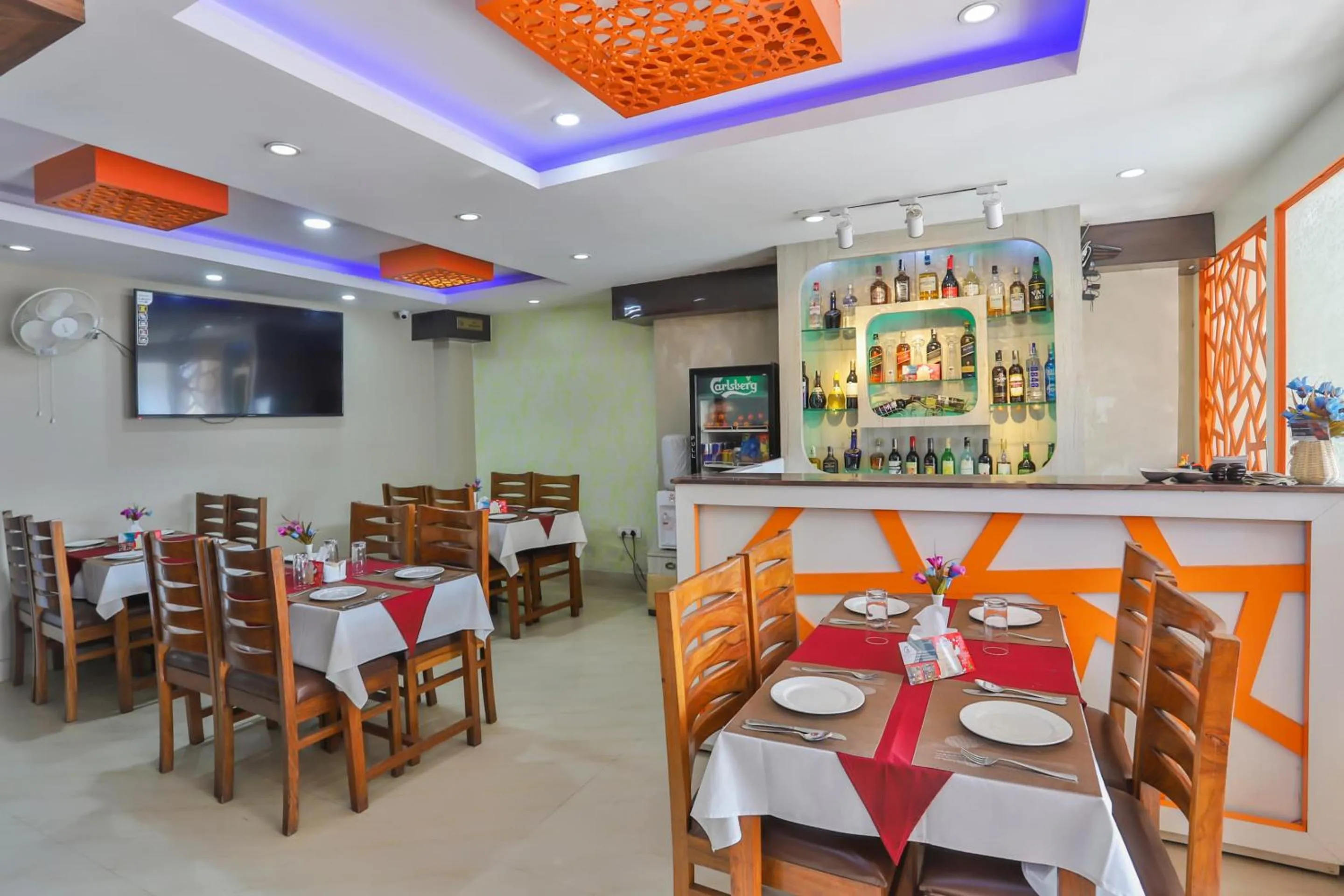 Restaurant/places to eat in Hotel Marinha