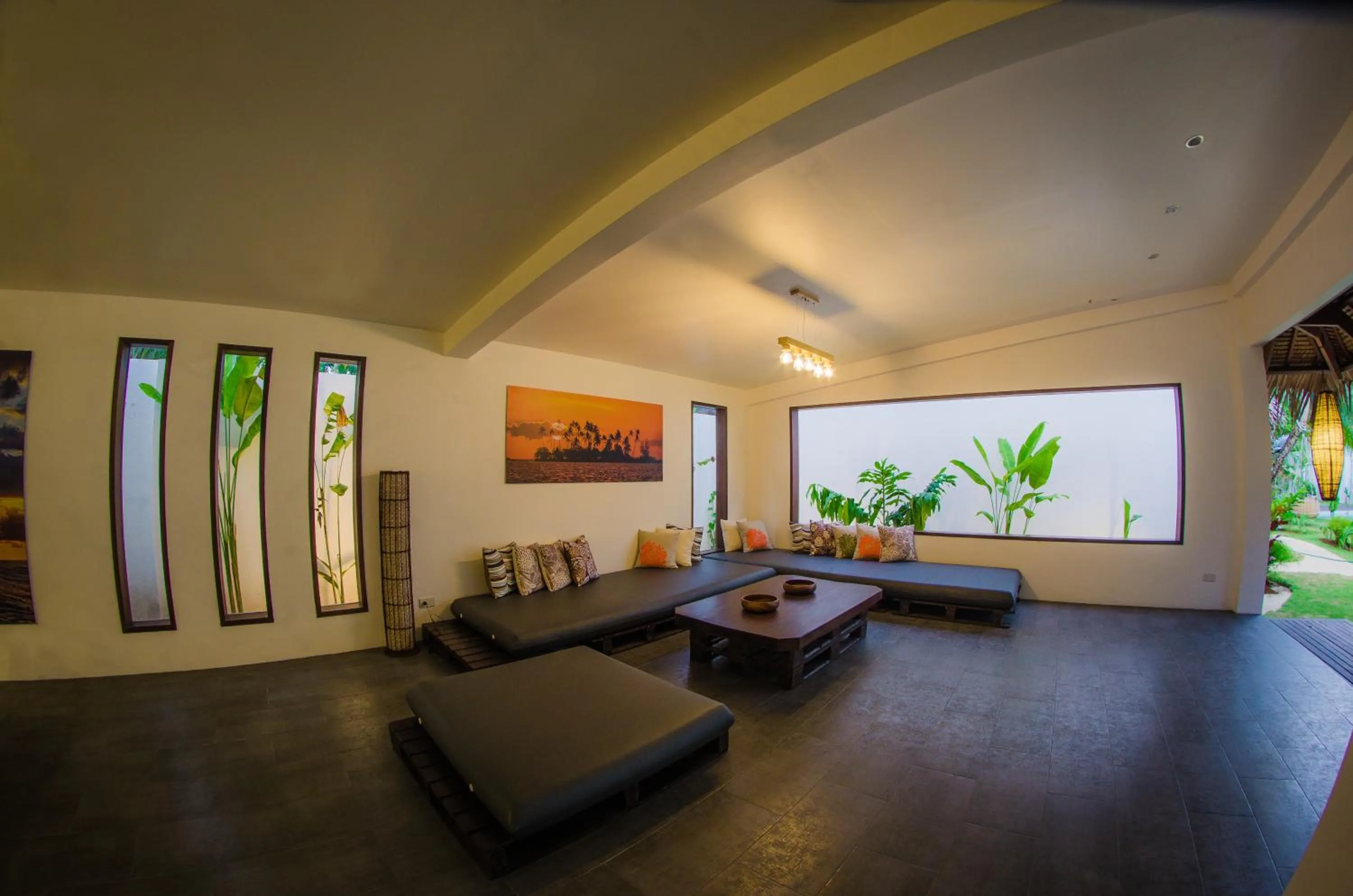 Communal lounge/ TV room in Palaka Resort