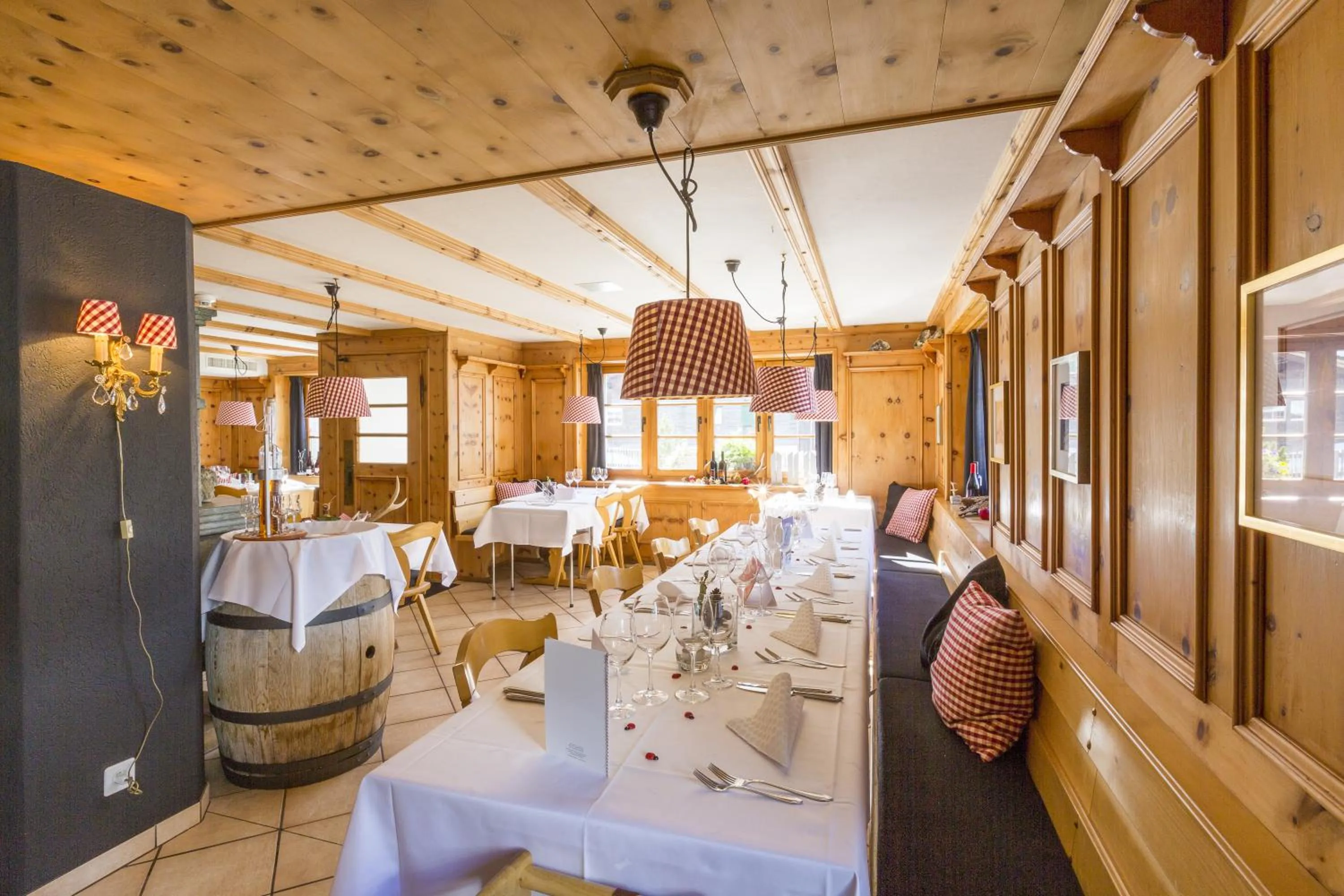 Restaurant/places to eat in Hotel Posta