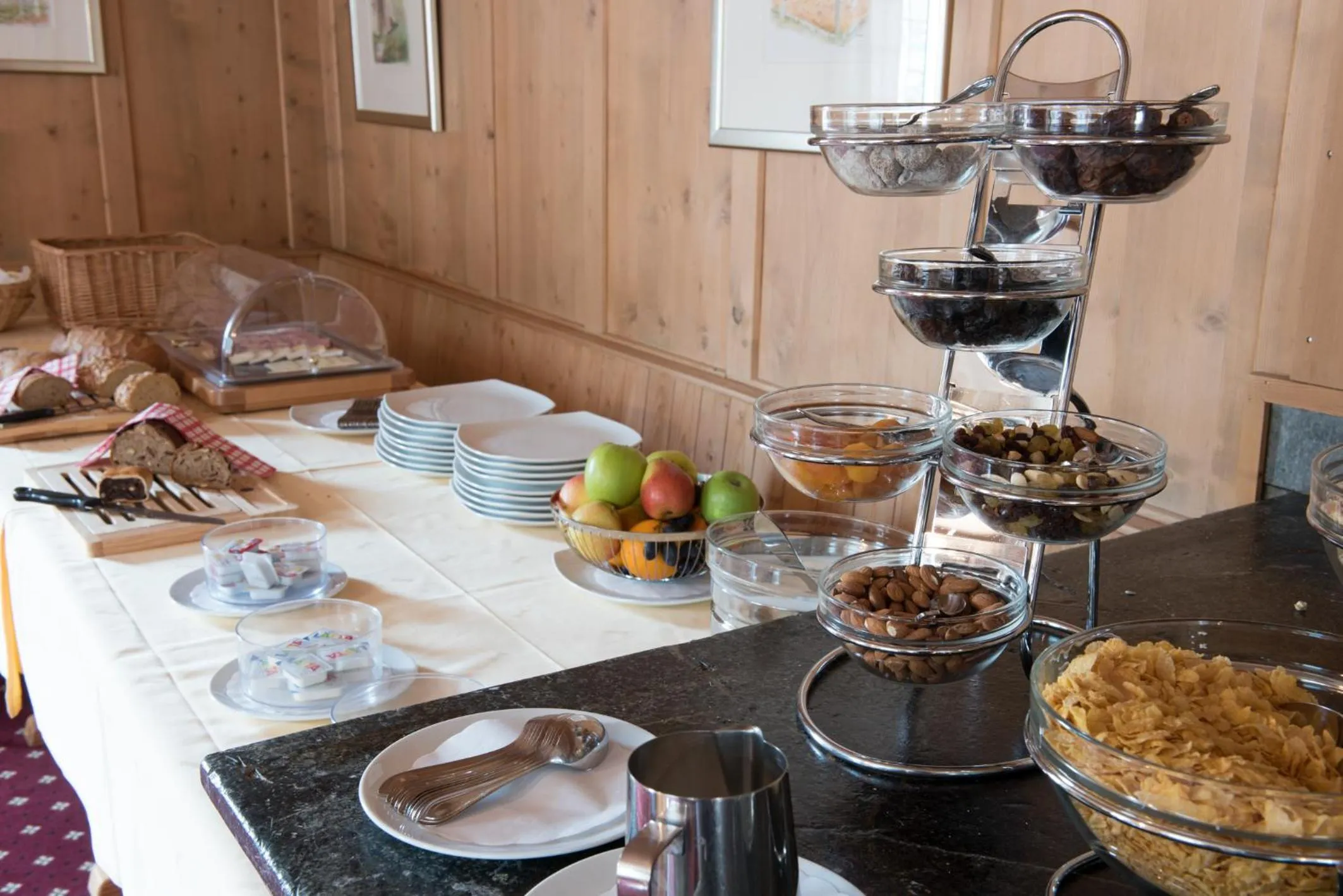 Food and drinks in Hotel Posta