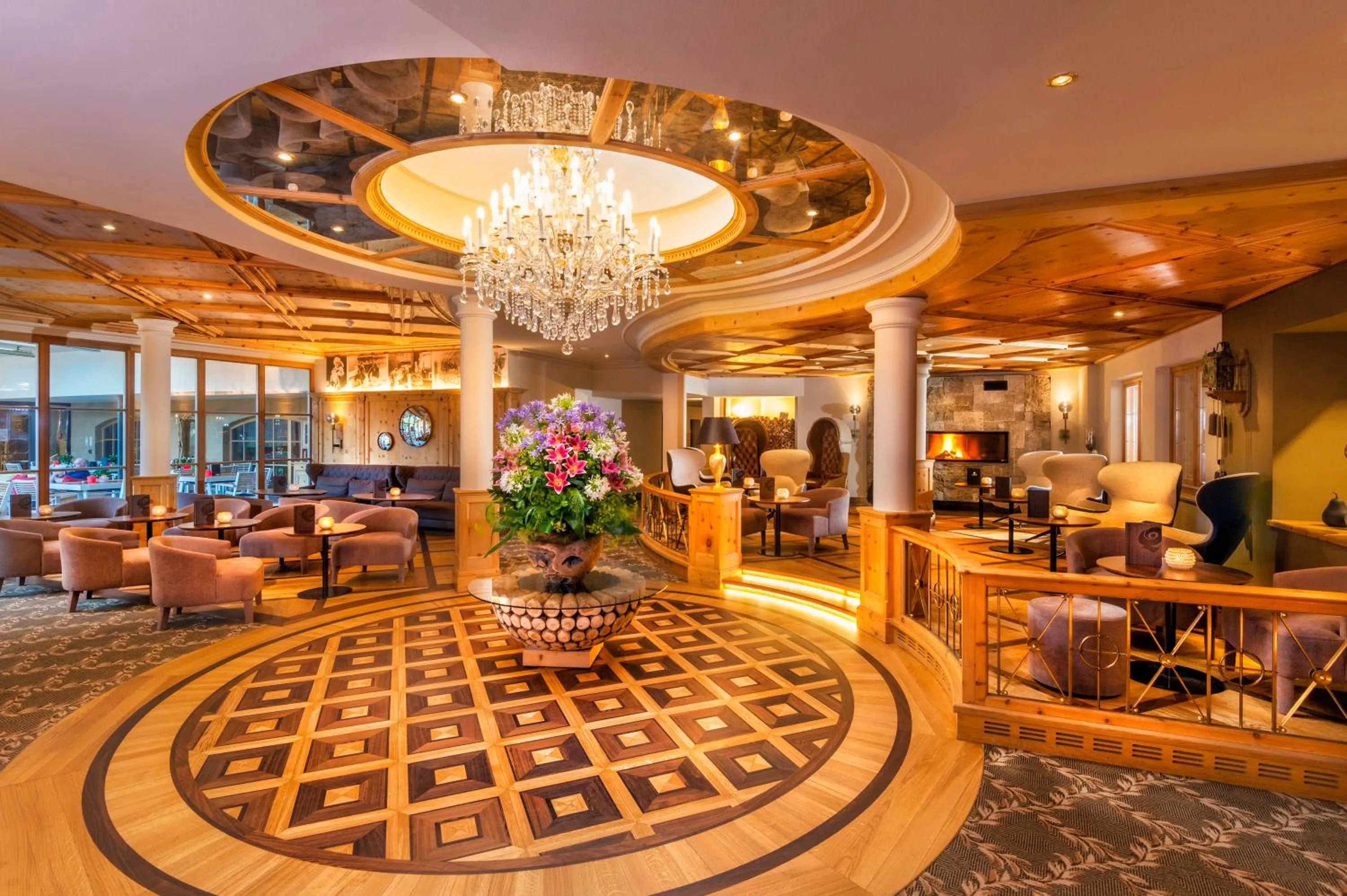 Lobby or reception in Hotel Quelle Nature Spa Resort