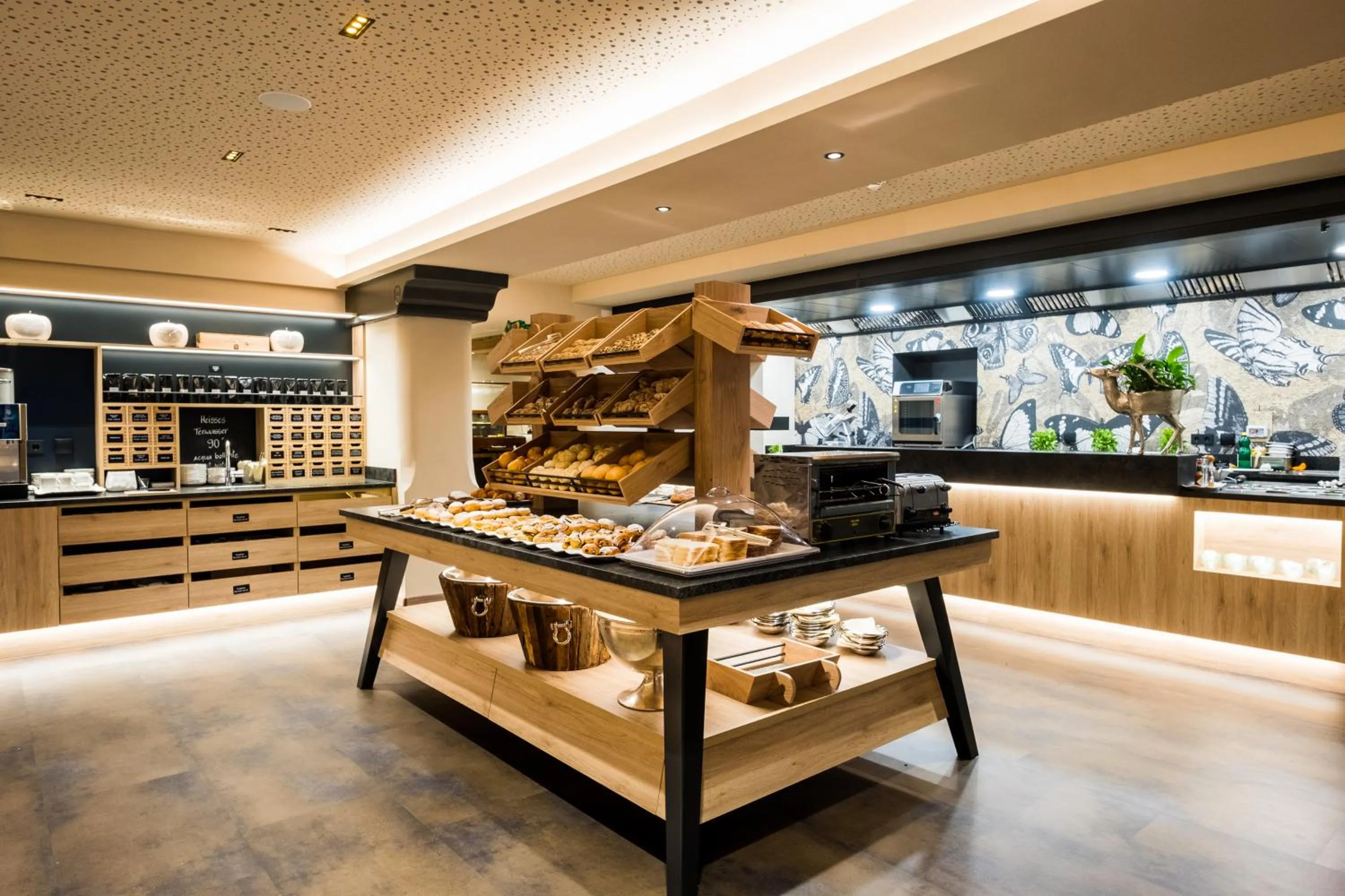 Restaurant/places to eat in Hotel Quelle Nature Spa Resort