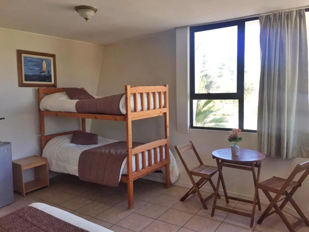 bunk bed, Bed in Hotel Blanco Encalada