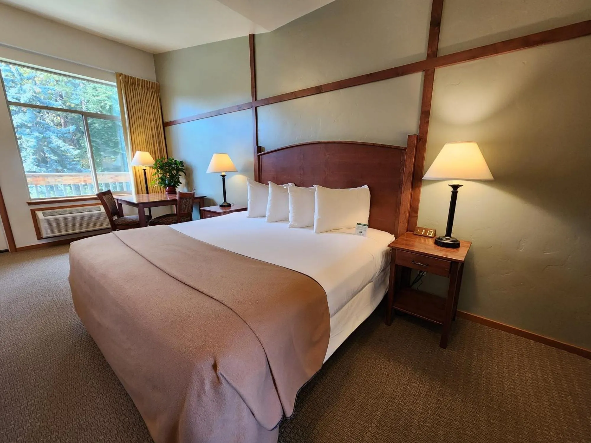 Bed in Westcliff Lodge