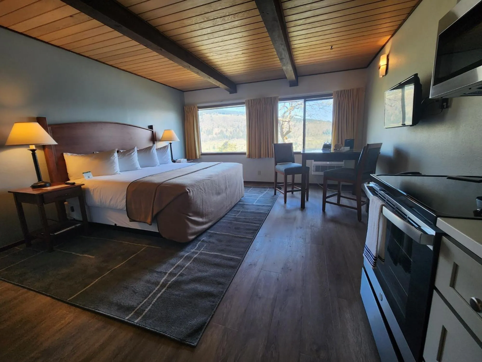 Bed in Westcliff Lodge