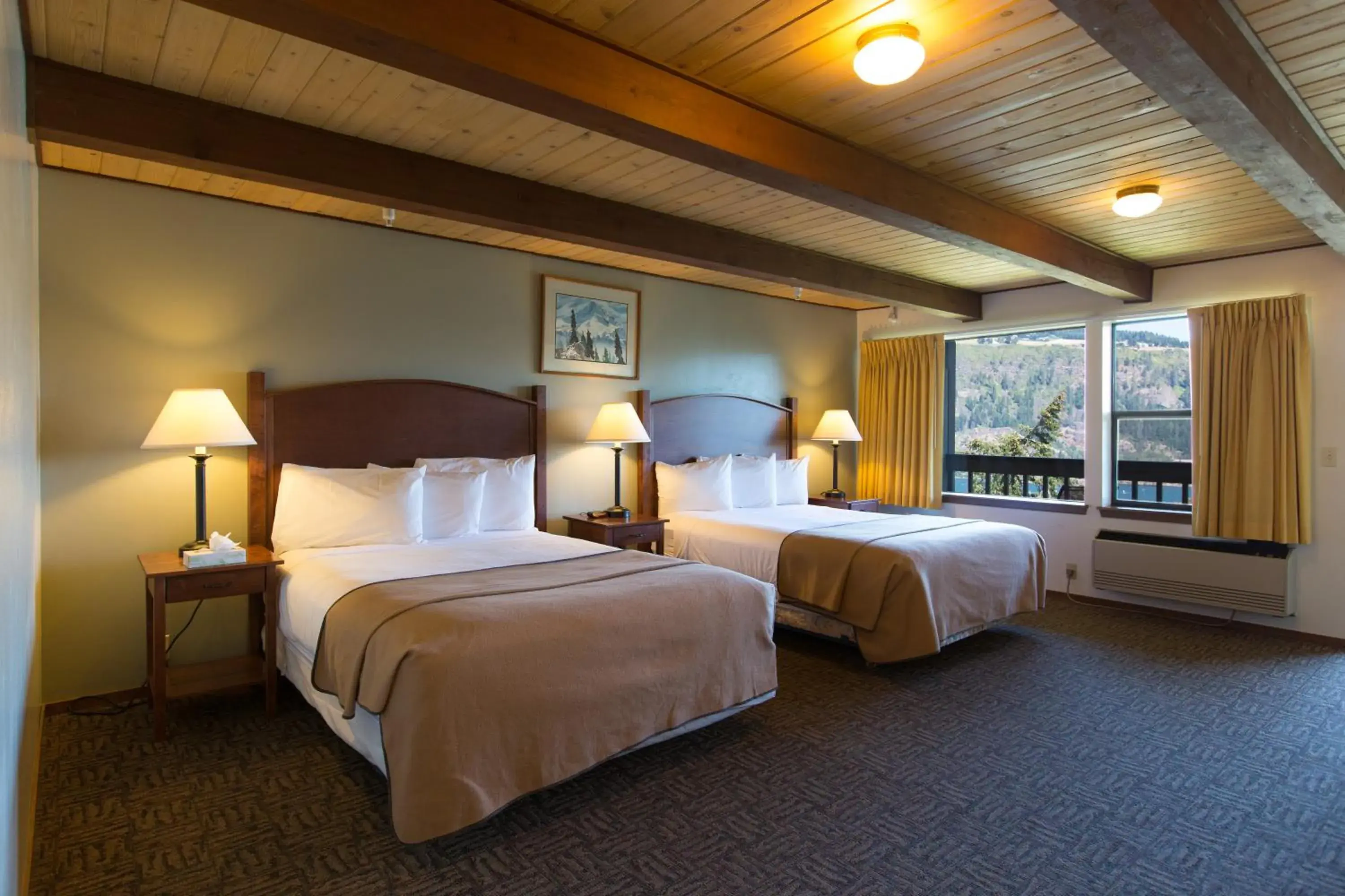 2 Queen Beds, River View with Balcony (Pet Friendly) in Westcliff Lodge 2 Queen Beds, River View with Balcony (Pet Friendly) in Westcliff Lodge