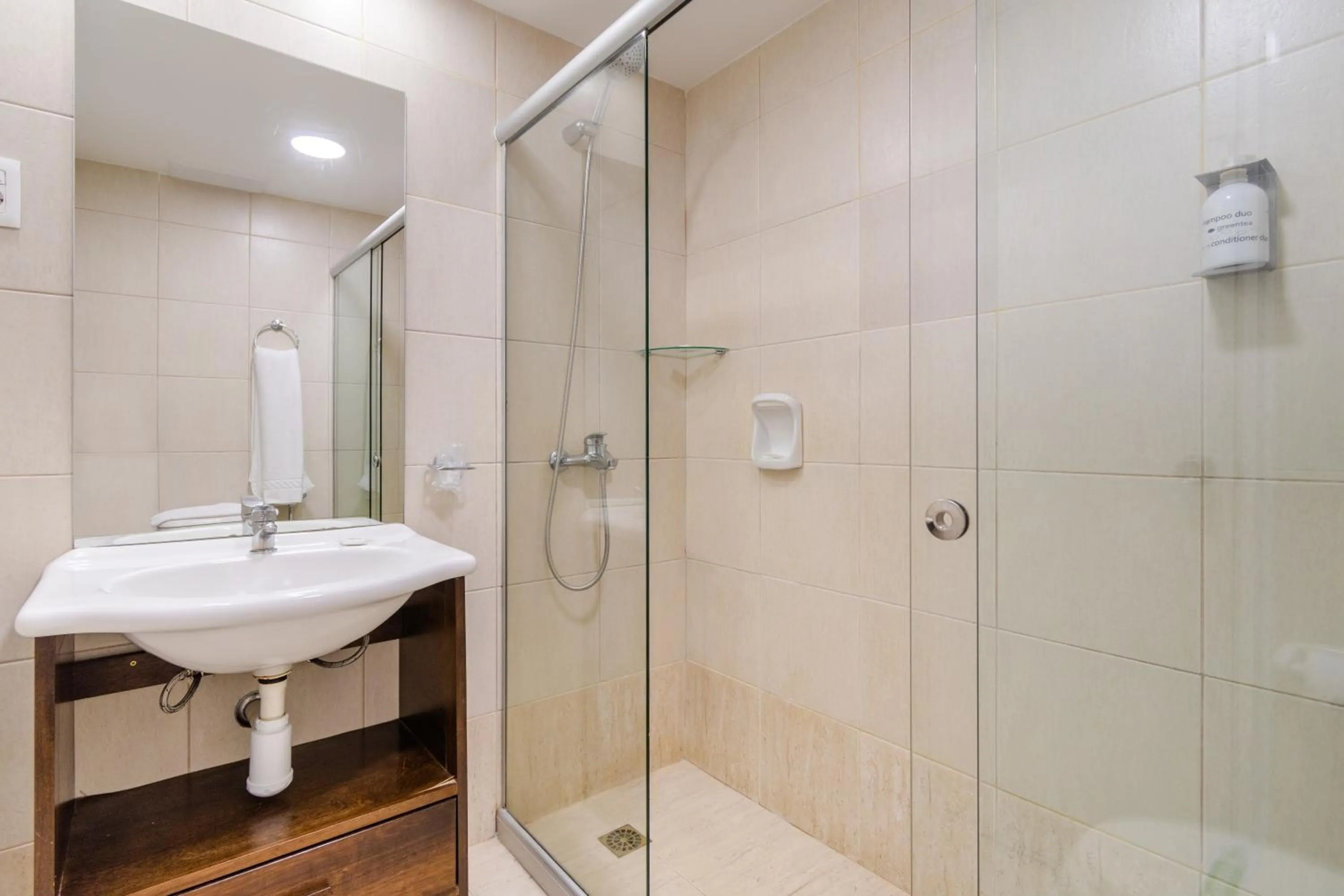 Bathroom in Hotel Romimar 3* Sup