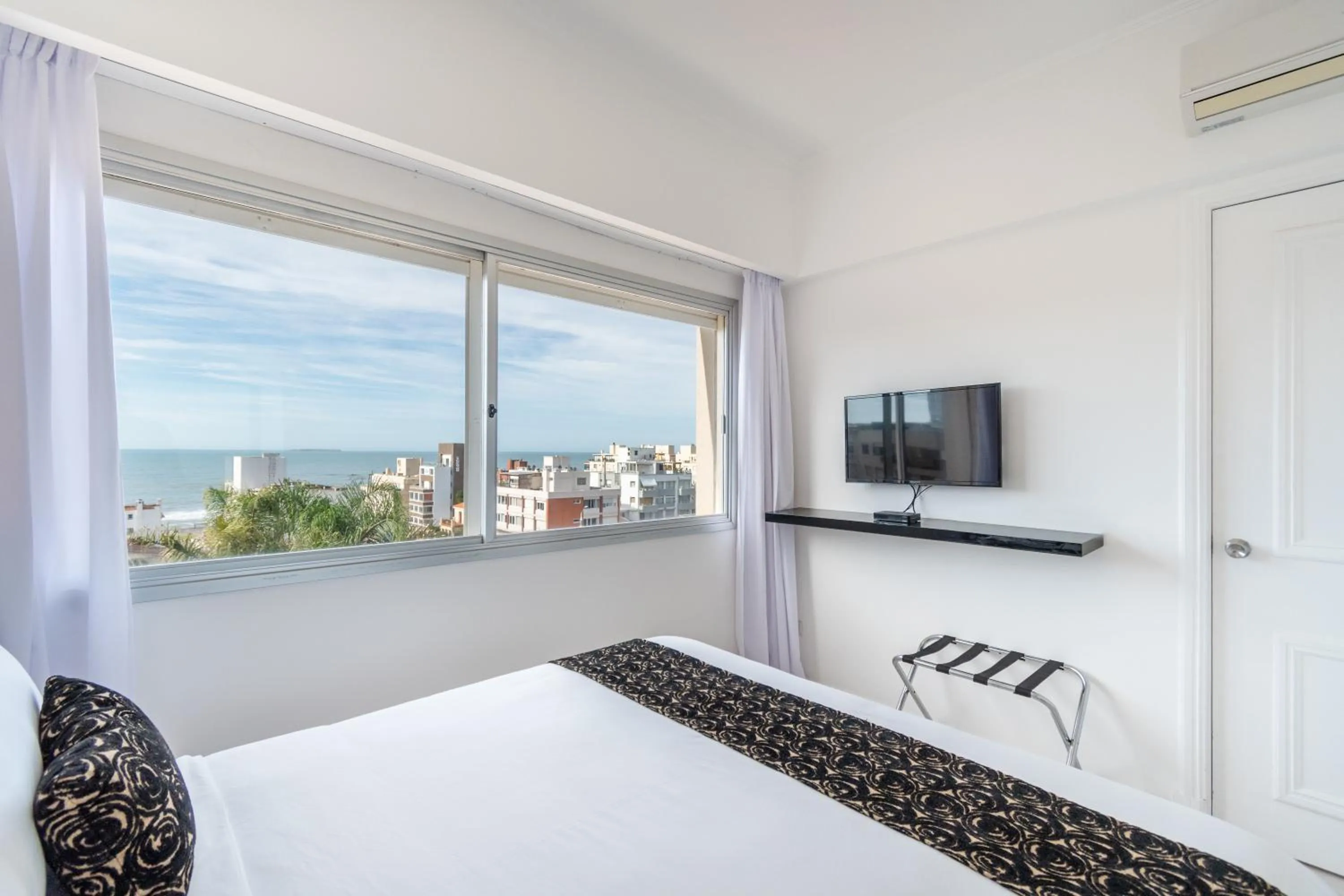 Photo of the whole room, Bed in Hotel Romimar 3* Sup