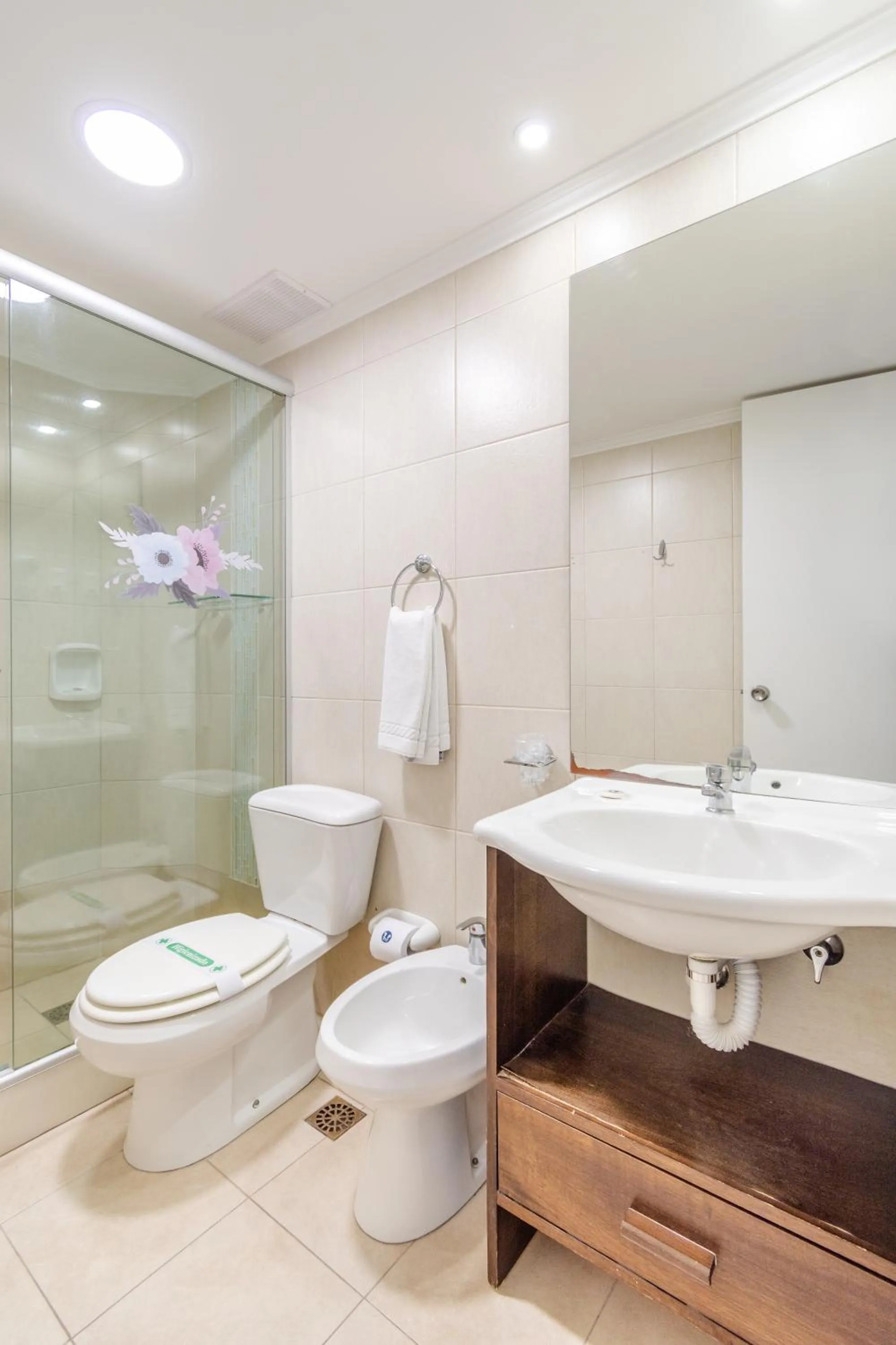 Bathroom in Hotel Romimar 3* Sup