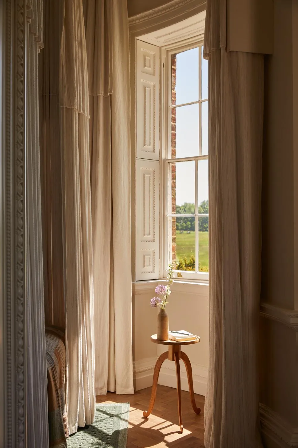 Bedroom in The Grove