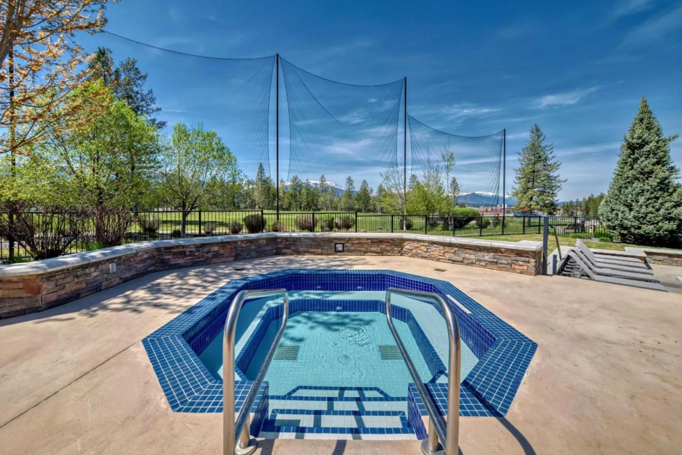 Hot Tub in Copper Point Resort