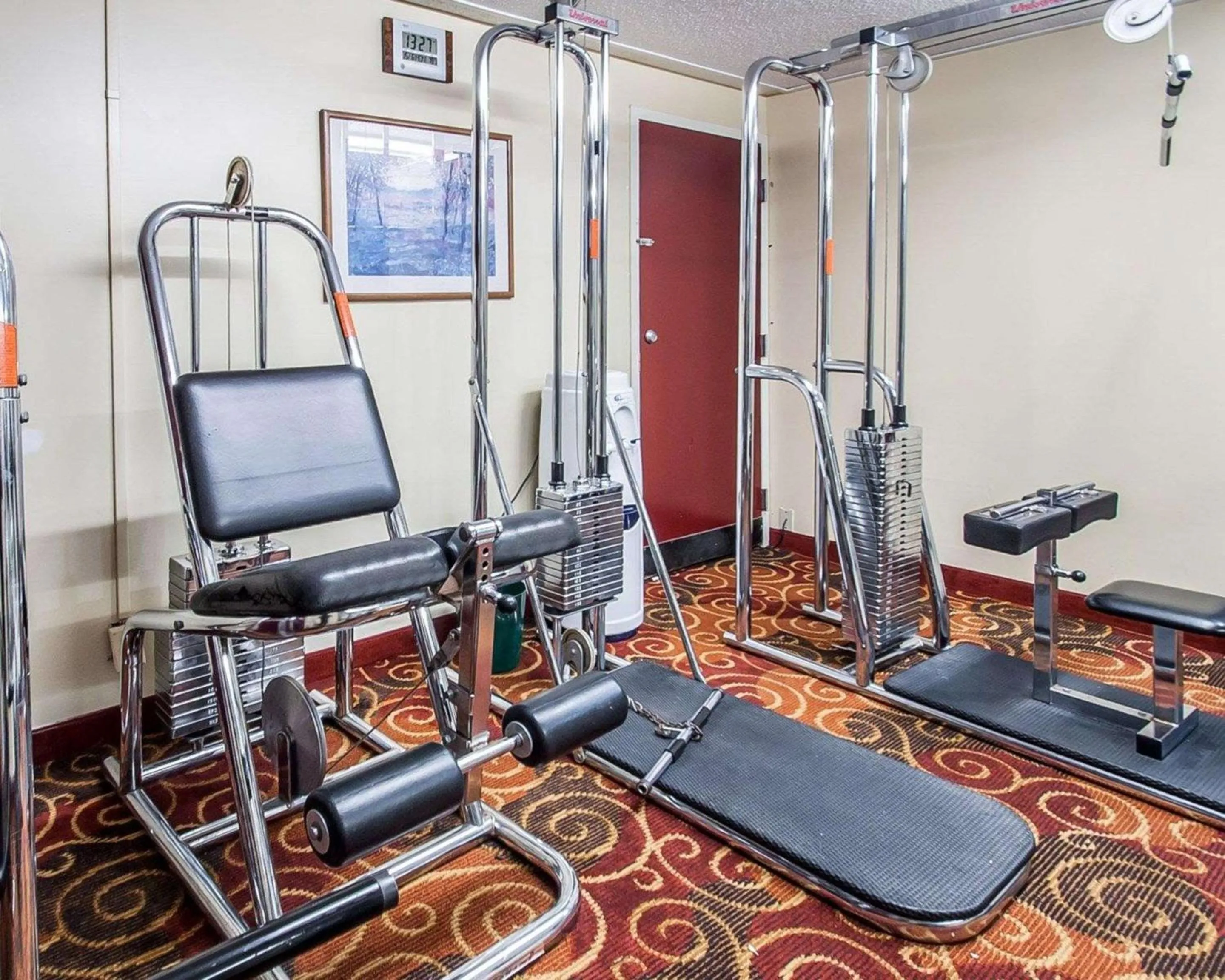 Spa and wellness centre/facilities in Quality Inn & Suites Kansas City I-435N Near Sports Complex