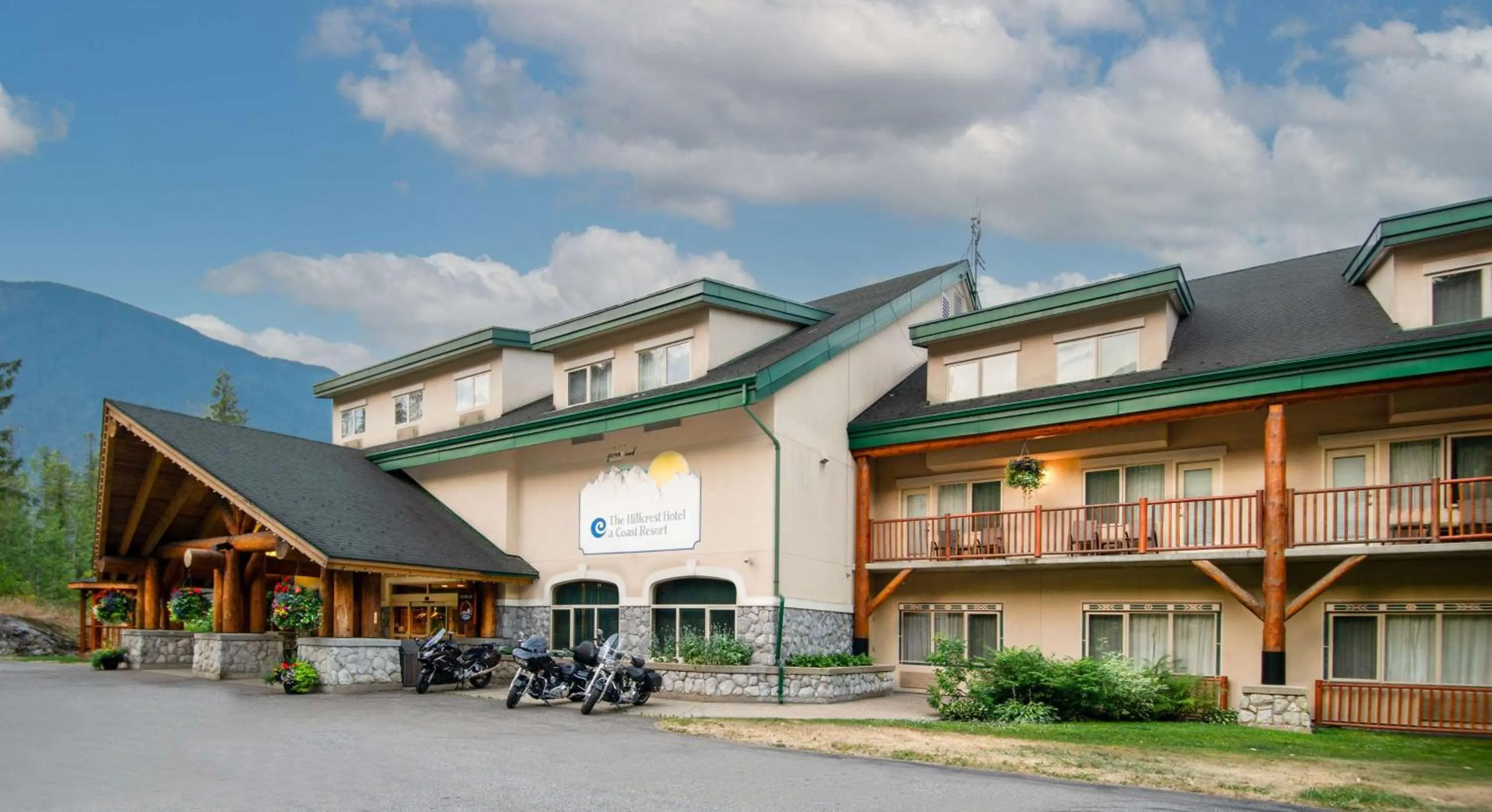 Property building in Coast Hillcrest Hotel