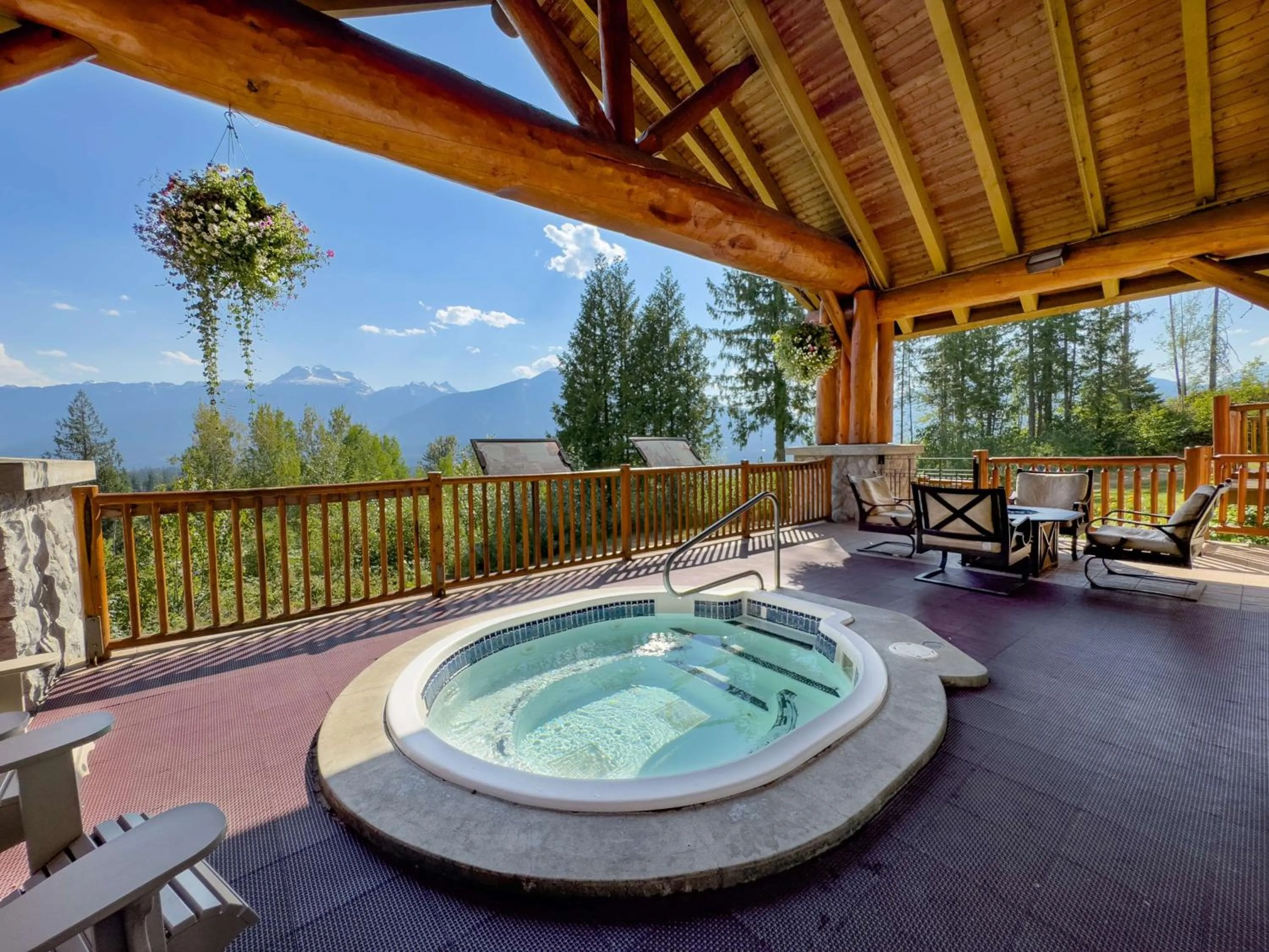 Property building in Coast Hillcrest Hotel