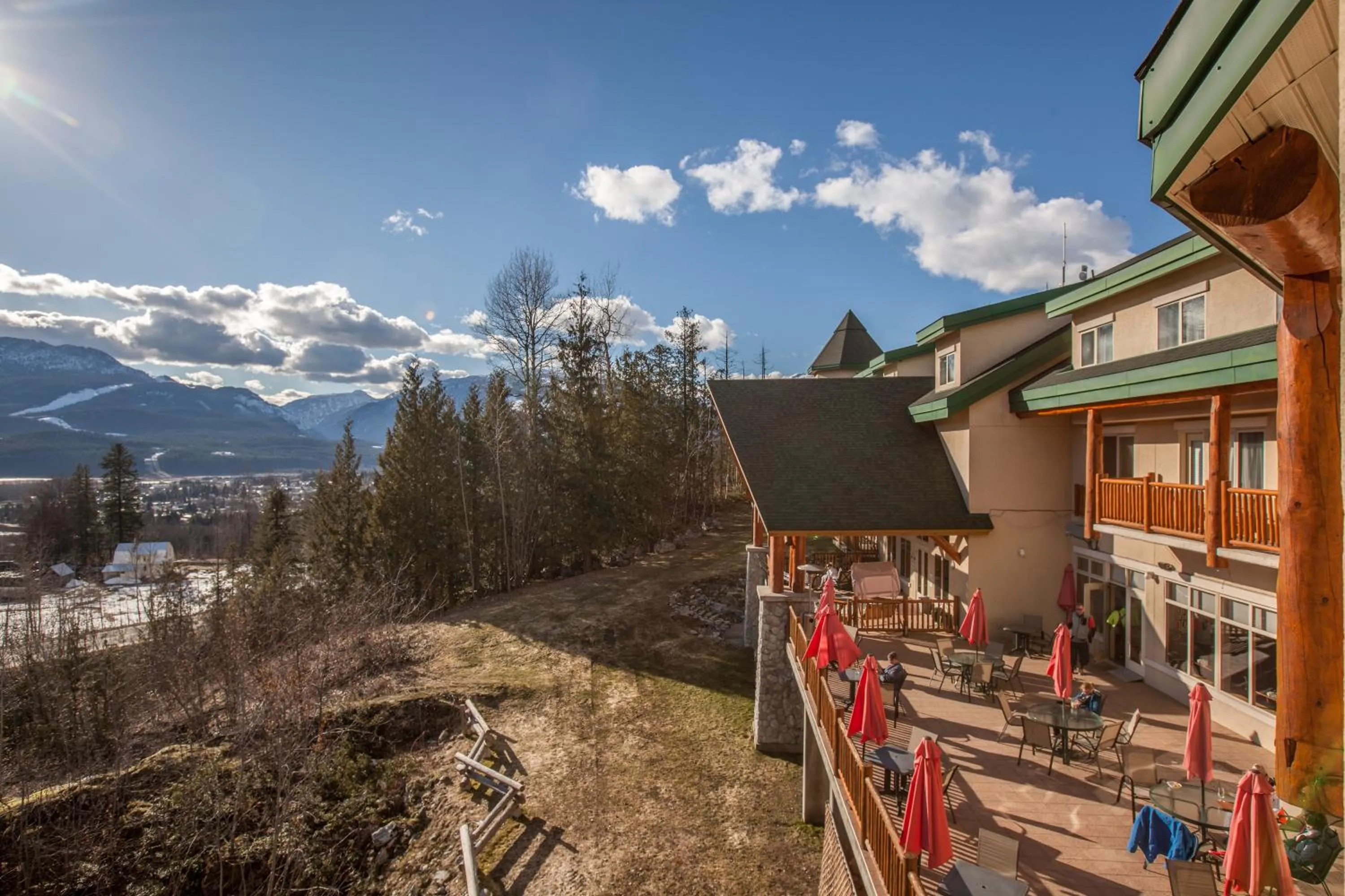 Patio in Coast Hillcrest Hotel
