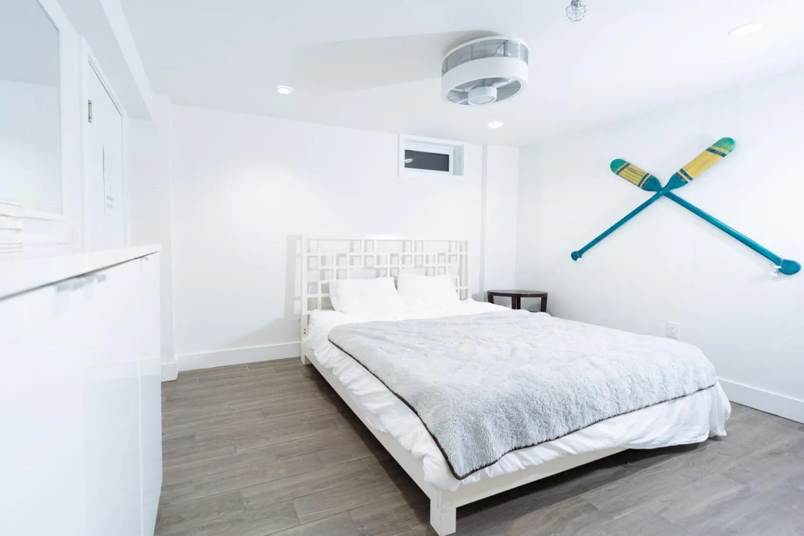 Bedroom, Bed in Canalside Inn