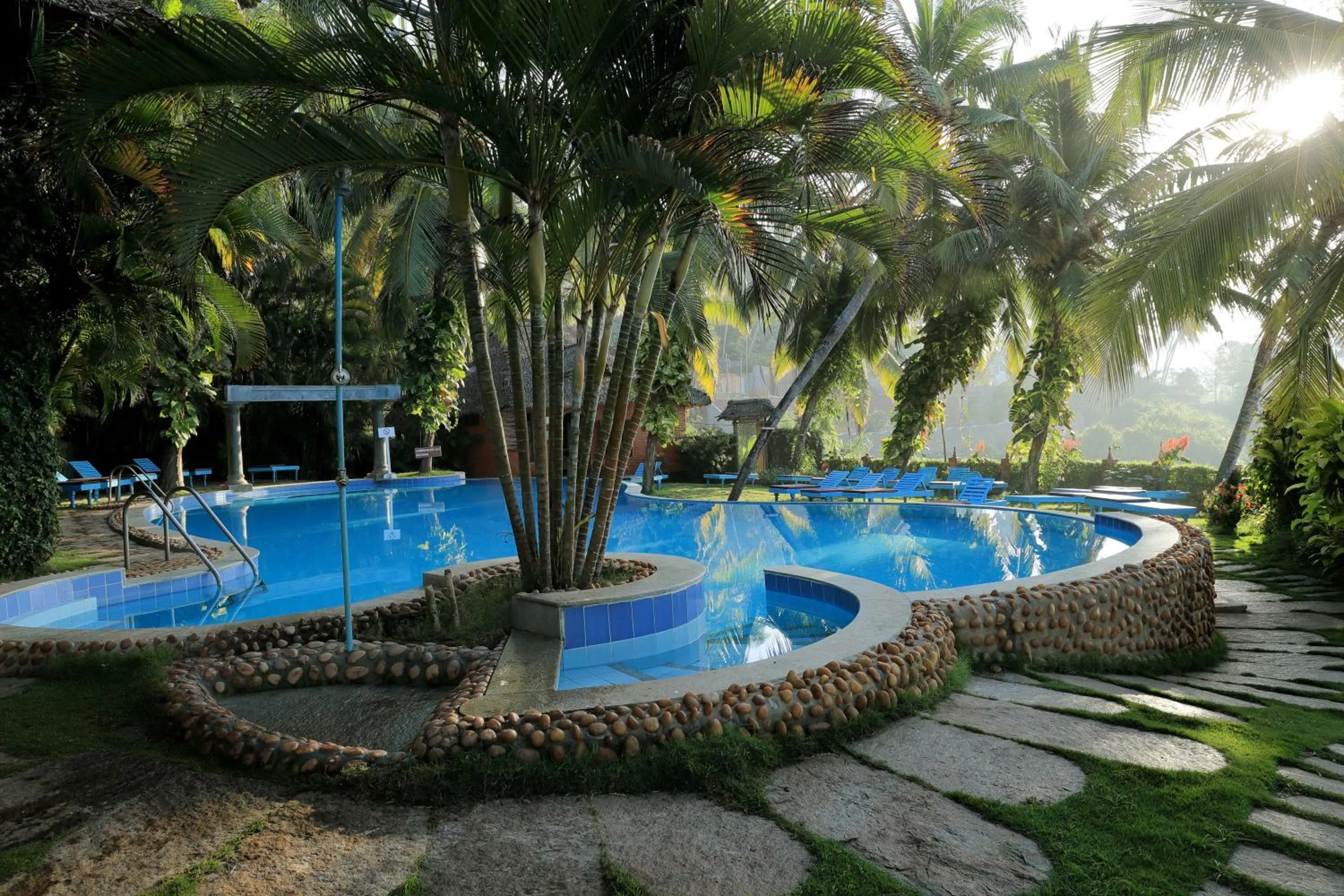 Swimming pool in Soma Manaltheeram Ayurveda BeachVillage