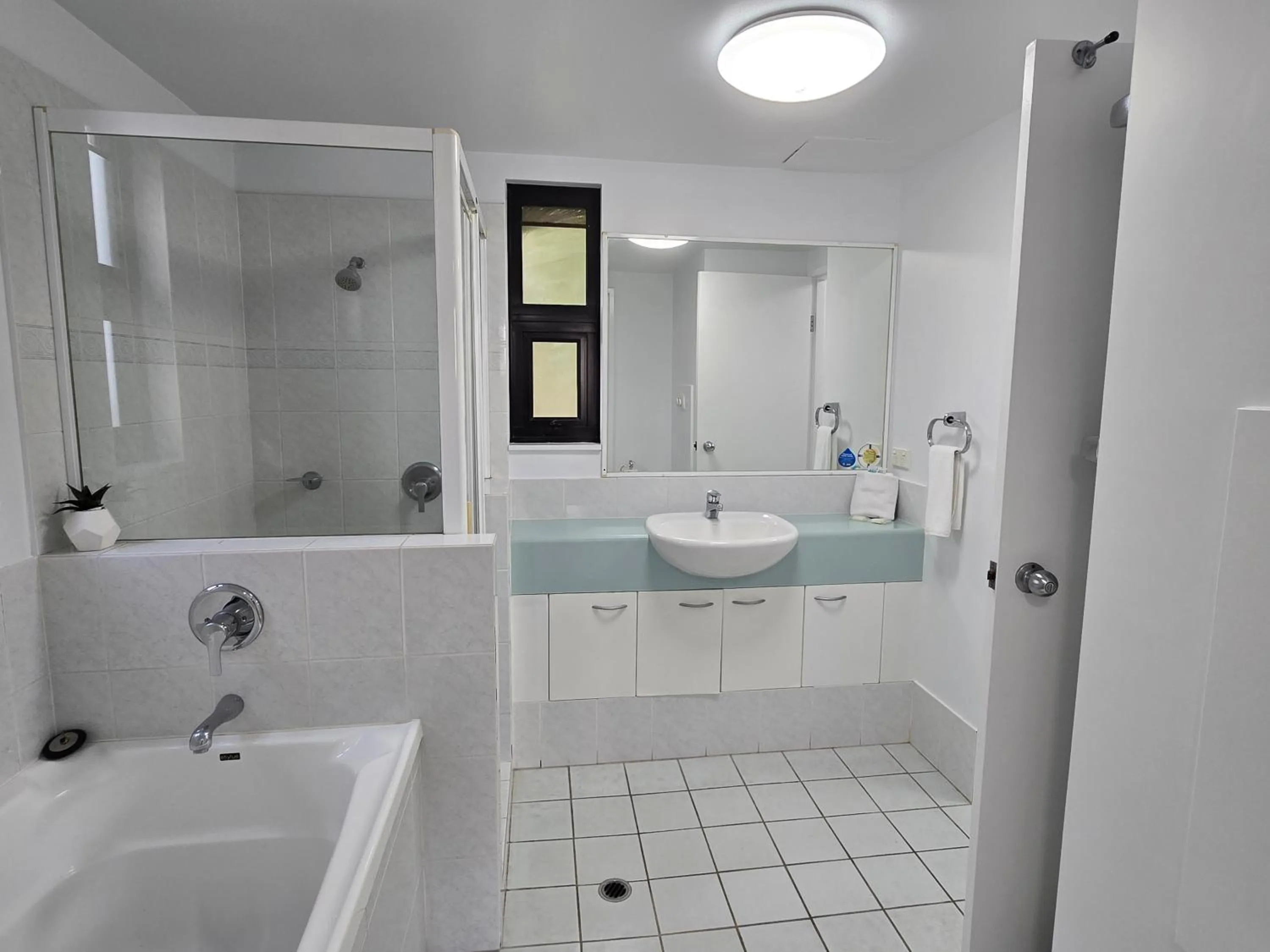 Bathroom in Neptune Resort