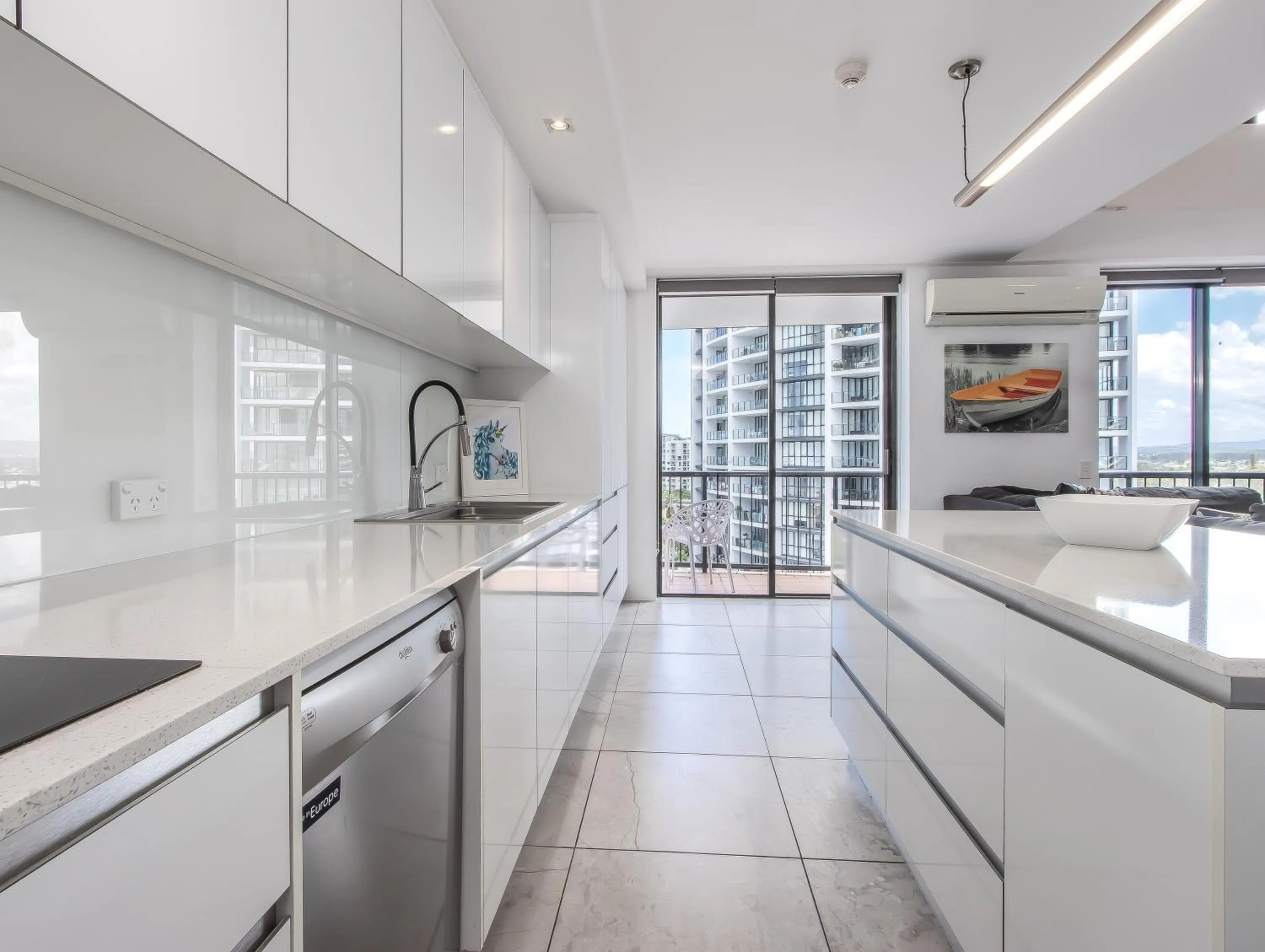 Kitchen or kitchenette in Neptune Resort