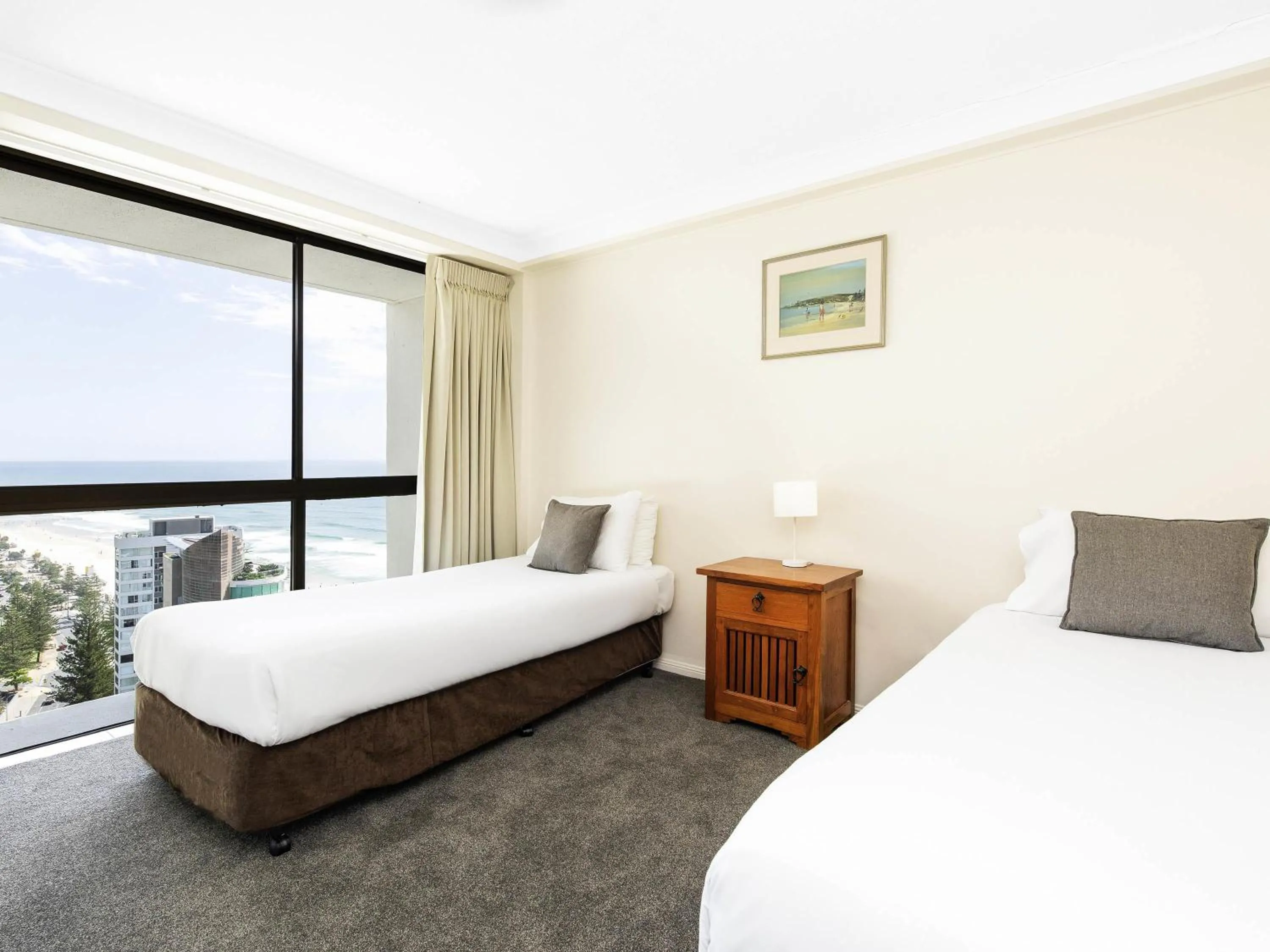 Bedroom, Bed in BreakFree Longbeach Resort