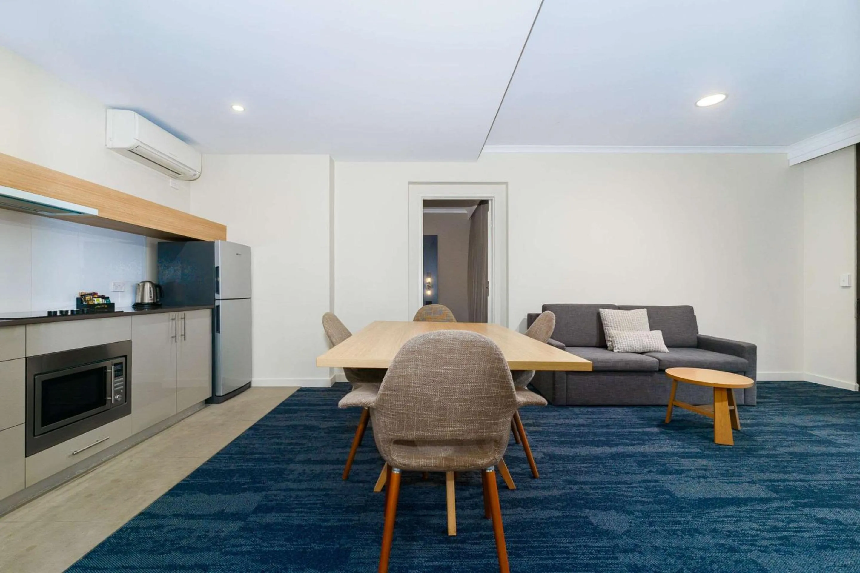 Bedroom in Quality Hotel Parklake Shepparton