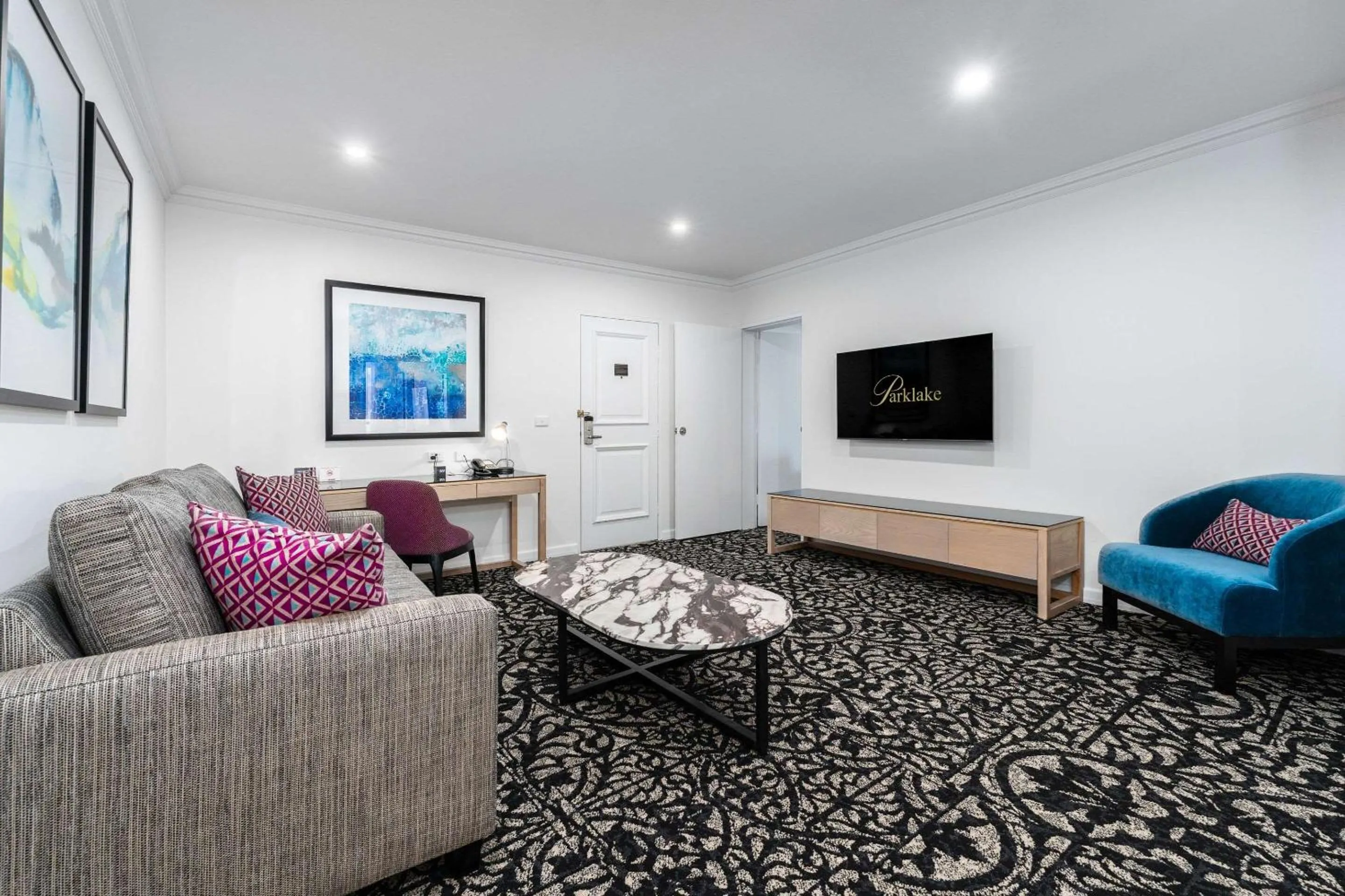 Living room in Quality Hotel Parklake Shepparton