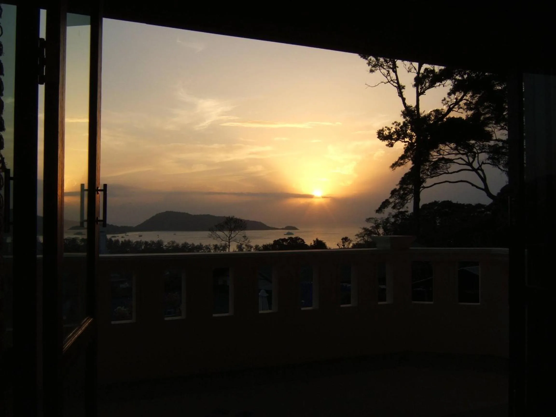 Prince Edouard Apartments & Resort Patong Beach Phuket