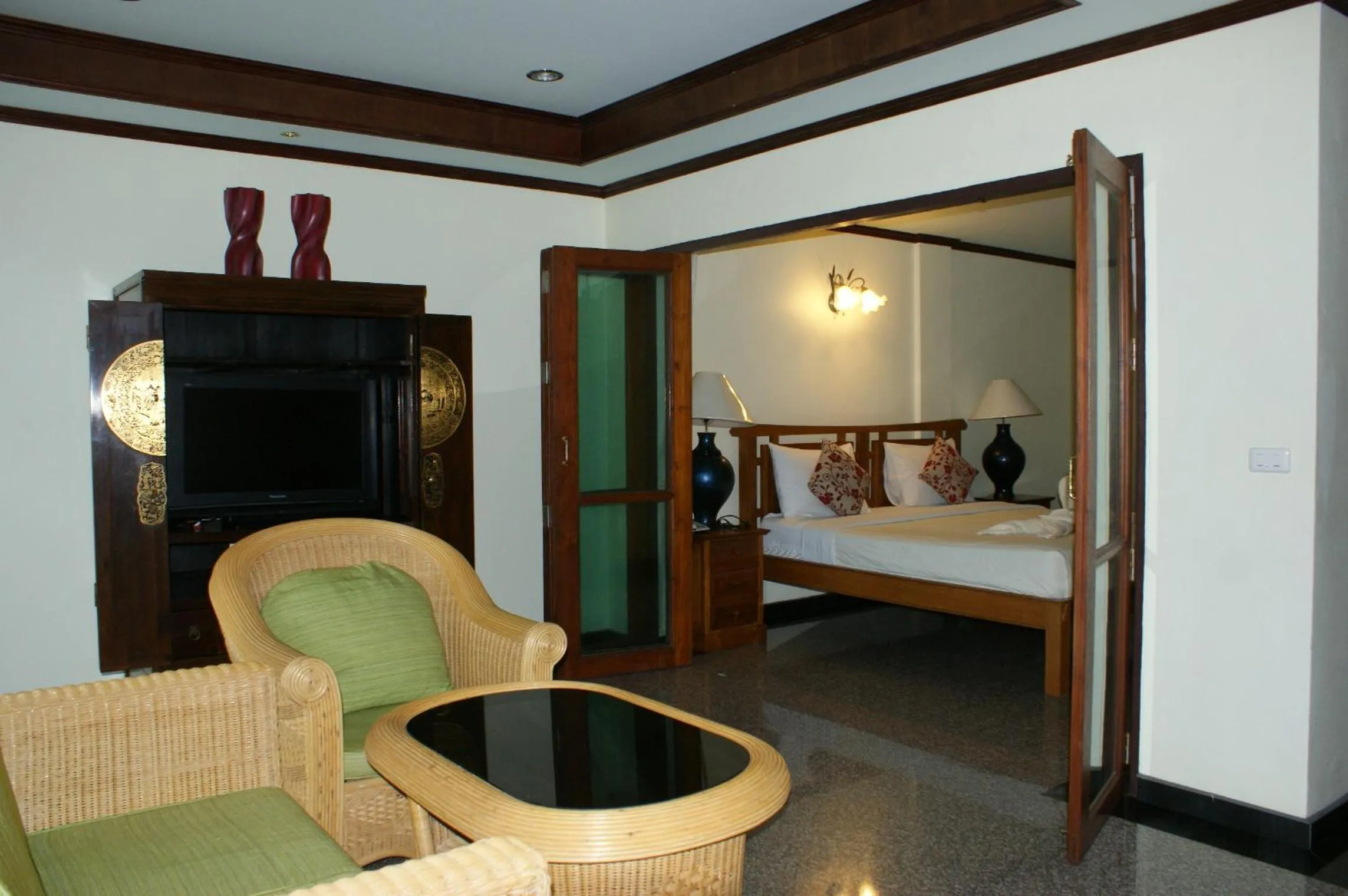 Bed in Prince Edouard Apartments & Resort Patong Beach Phuket