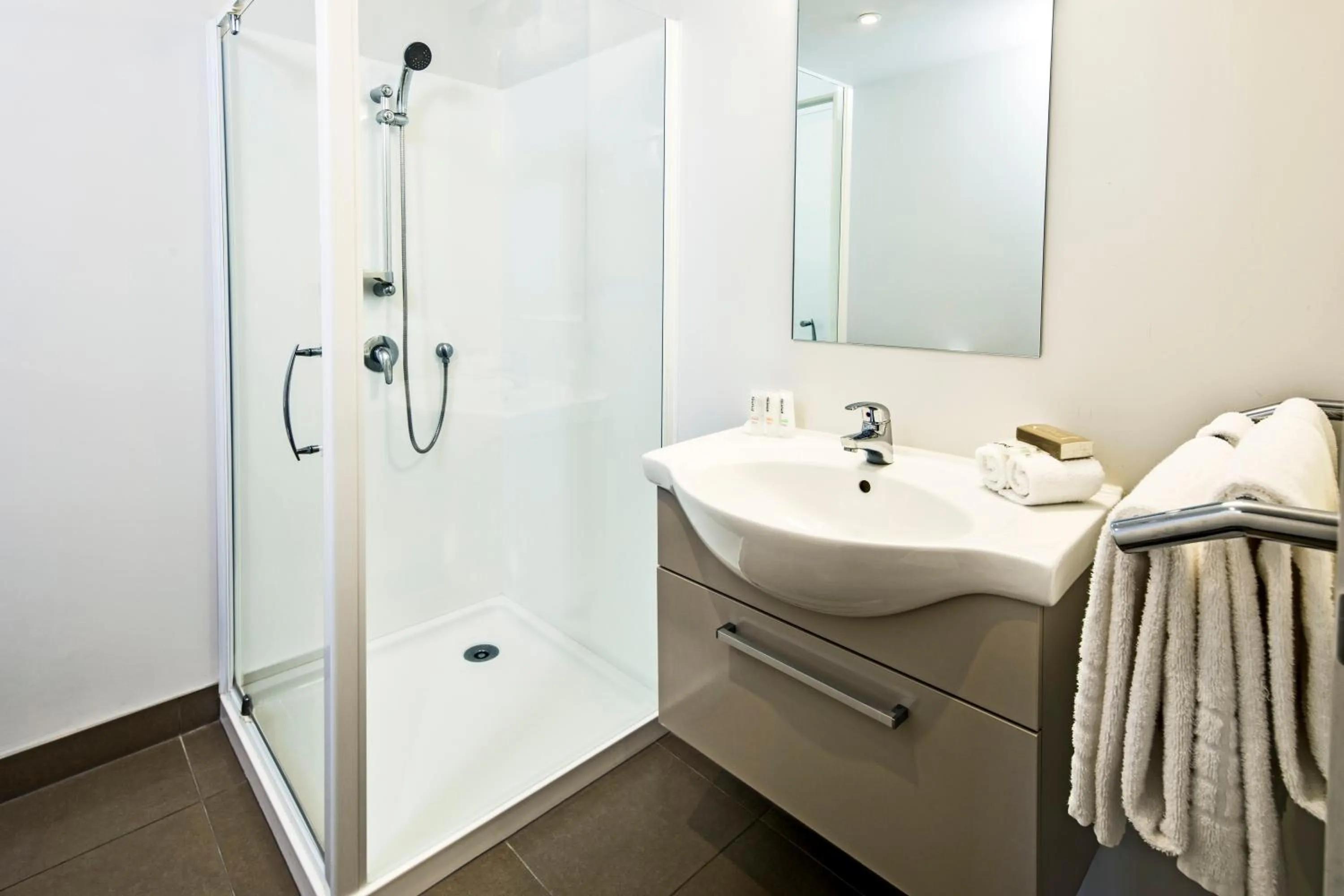 Shower in Quest Albany Serviced Apartments