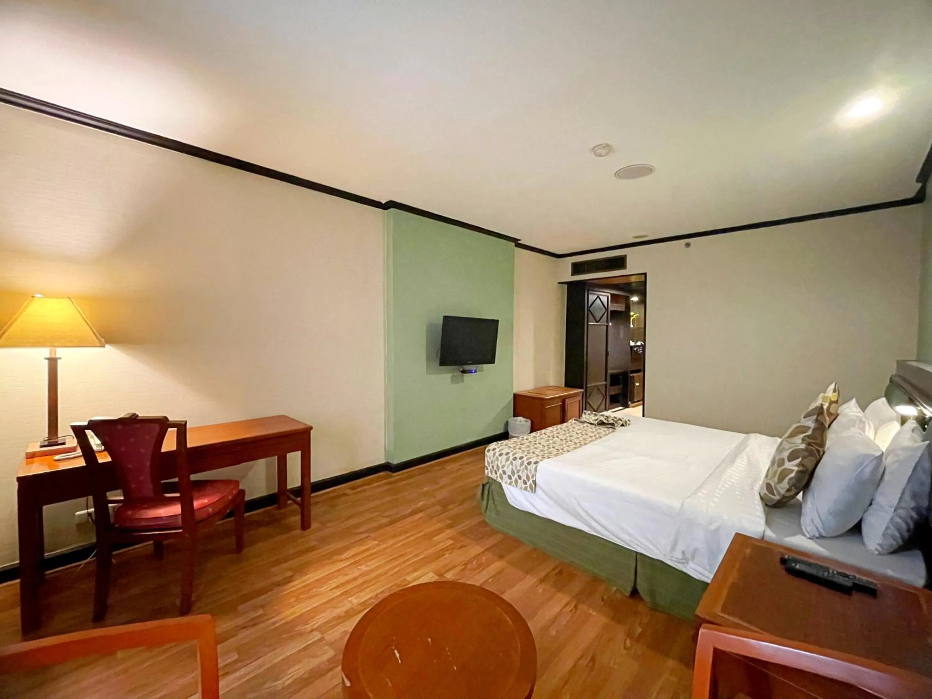 Bed in Arawana Regency Park Sukhumvit