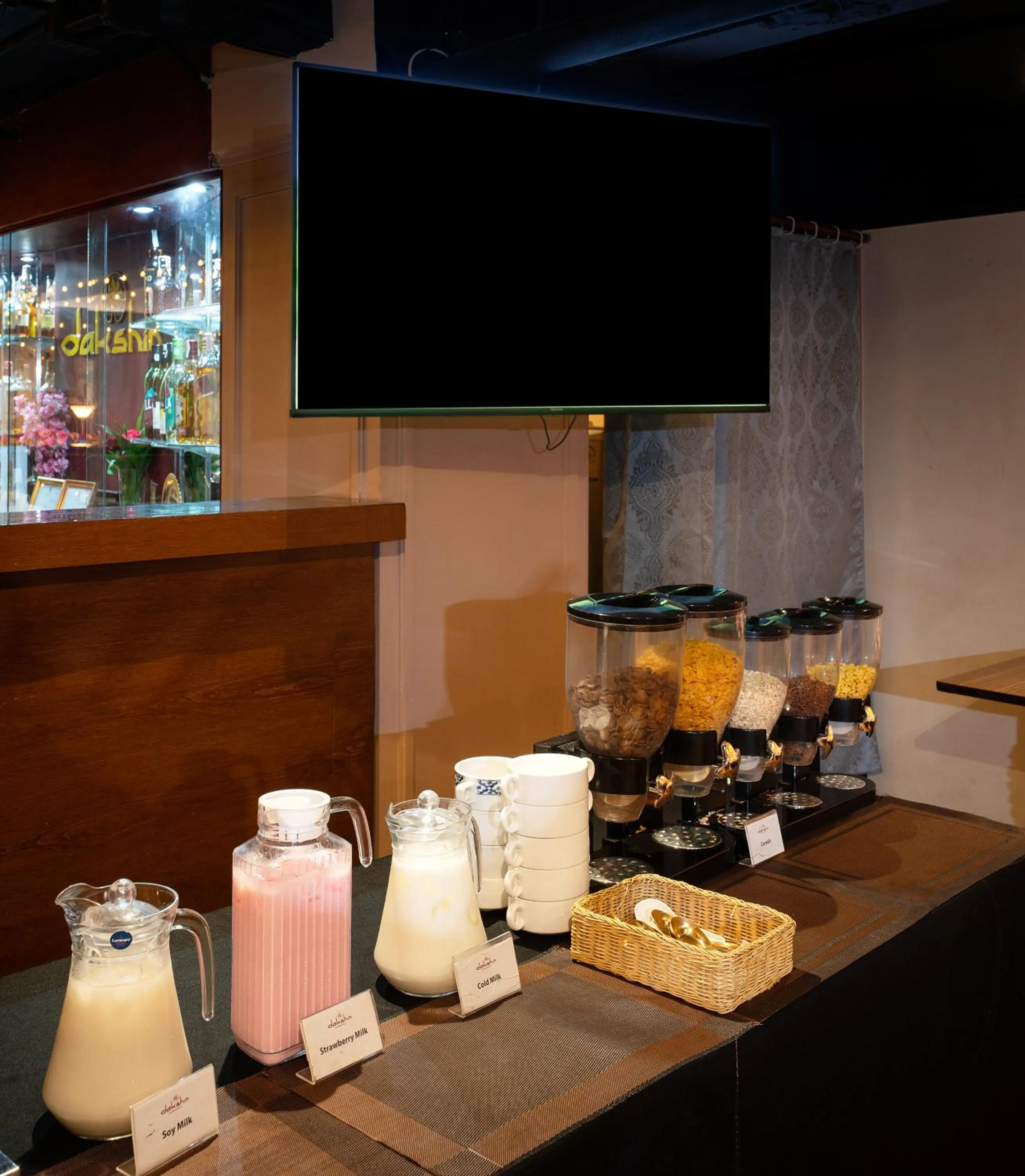 Buffet breakfast in Arawana Regency Park Sukhumvit