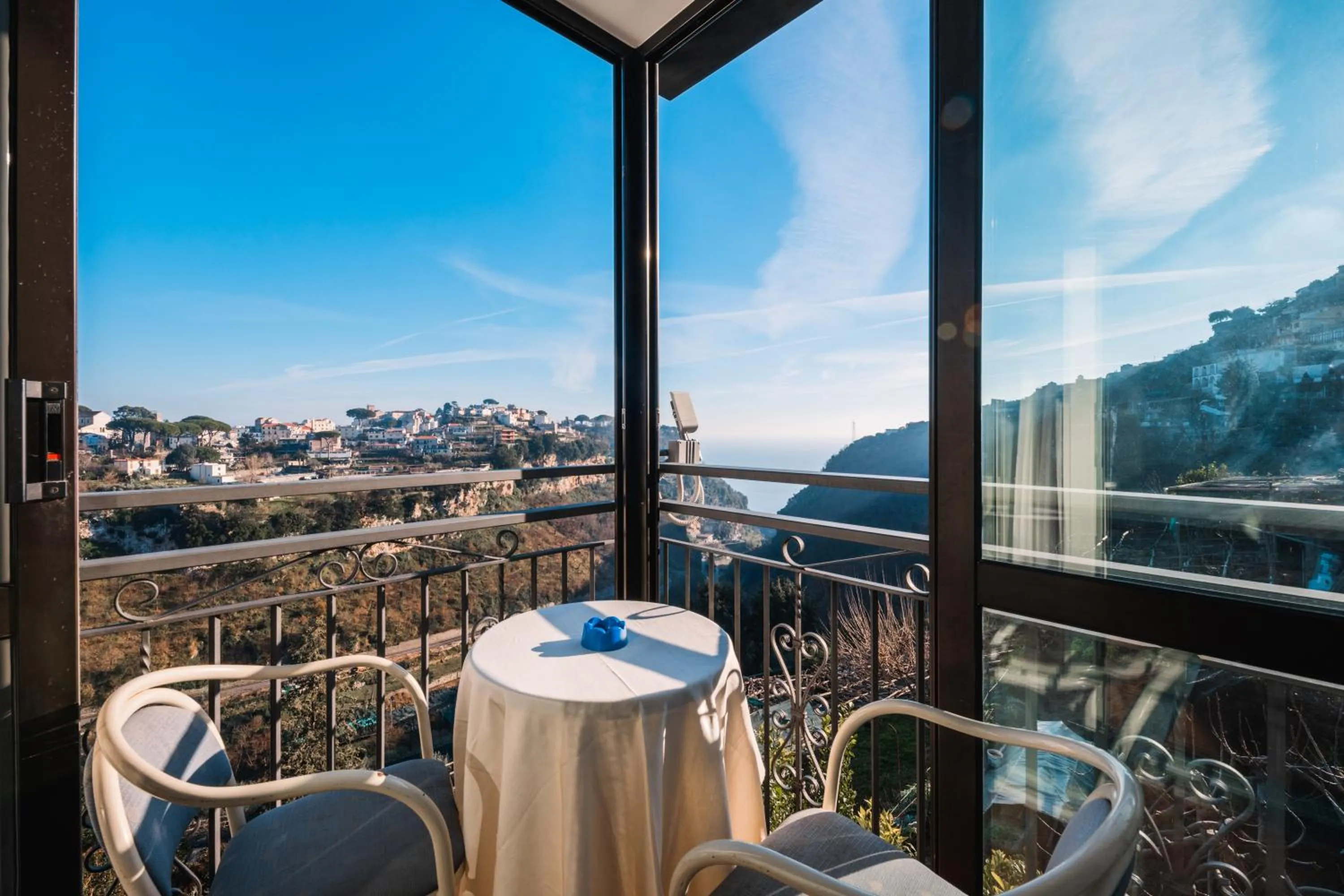 Balcony/Terrace in Albergo La Margherita