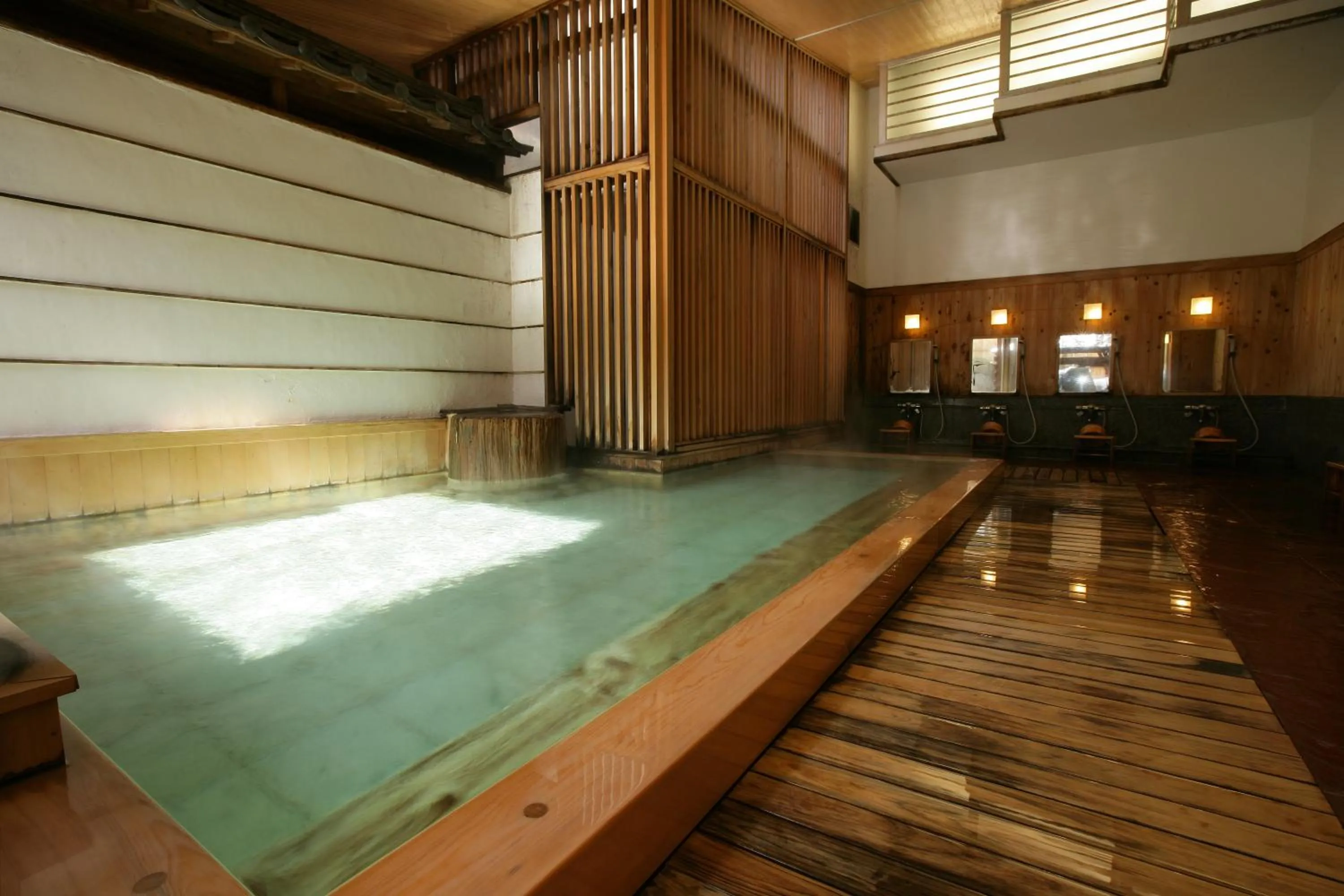 Hot Spring Bath in Ryokan Tanigawa
