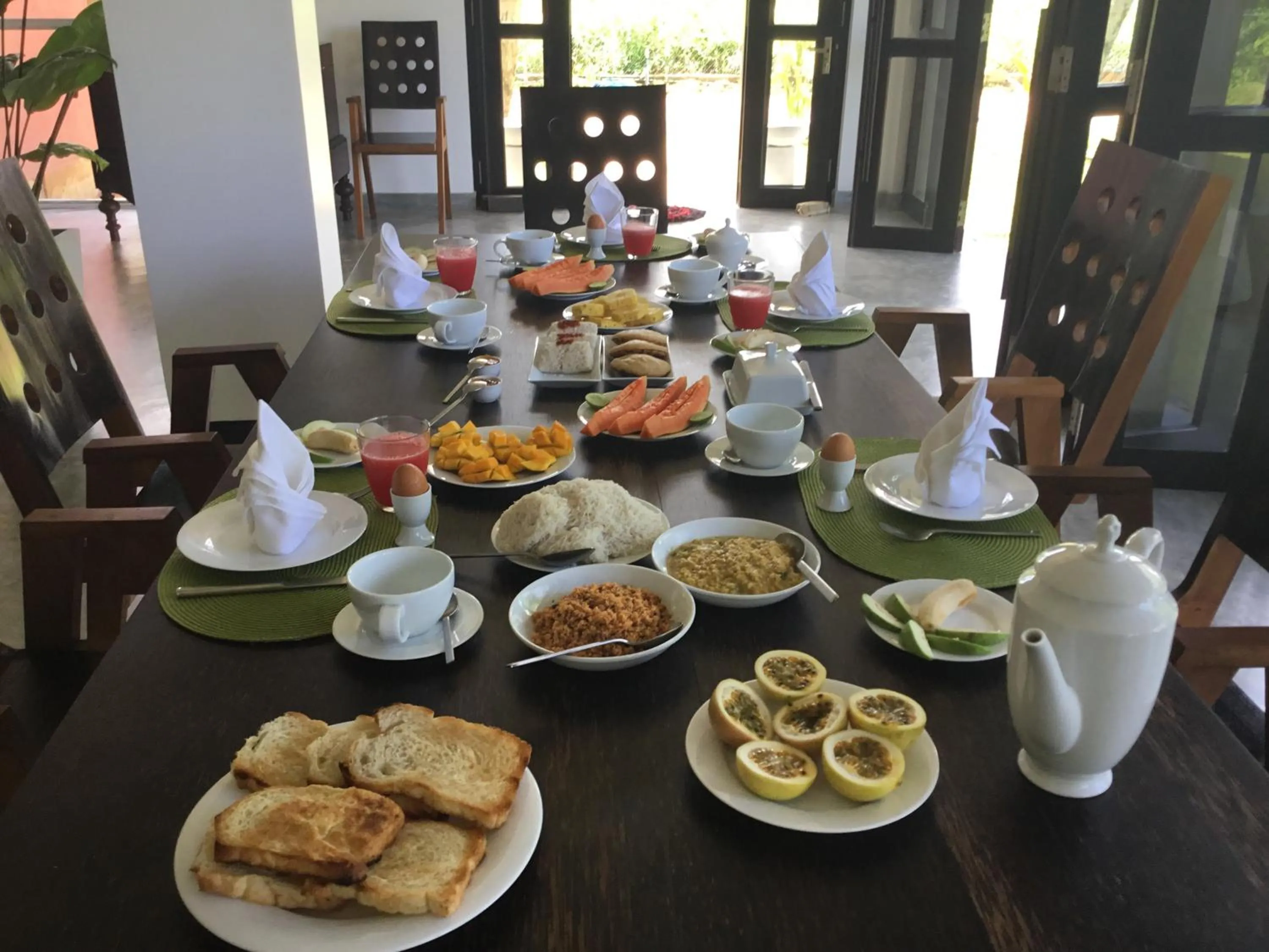 Continental breakfast in Sath Villa Naadi Ayurveda Resort