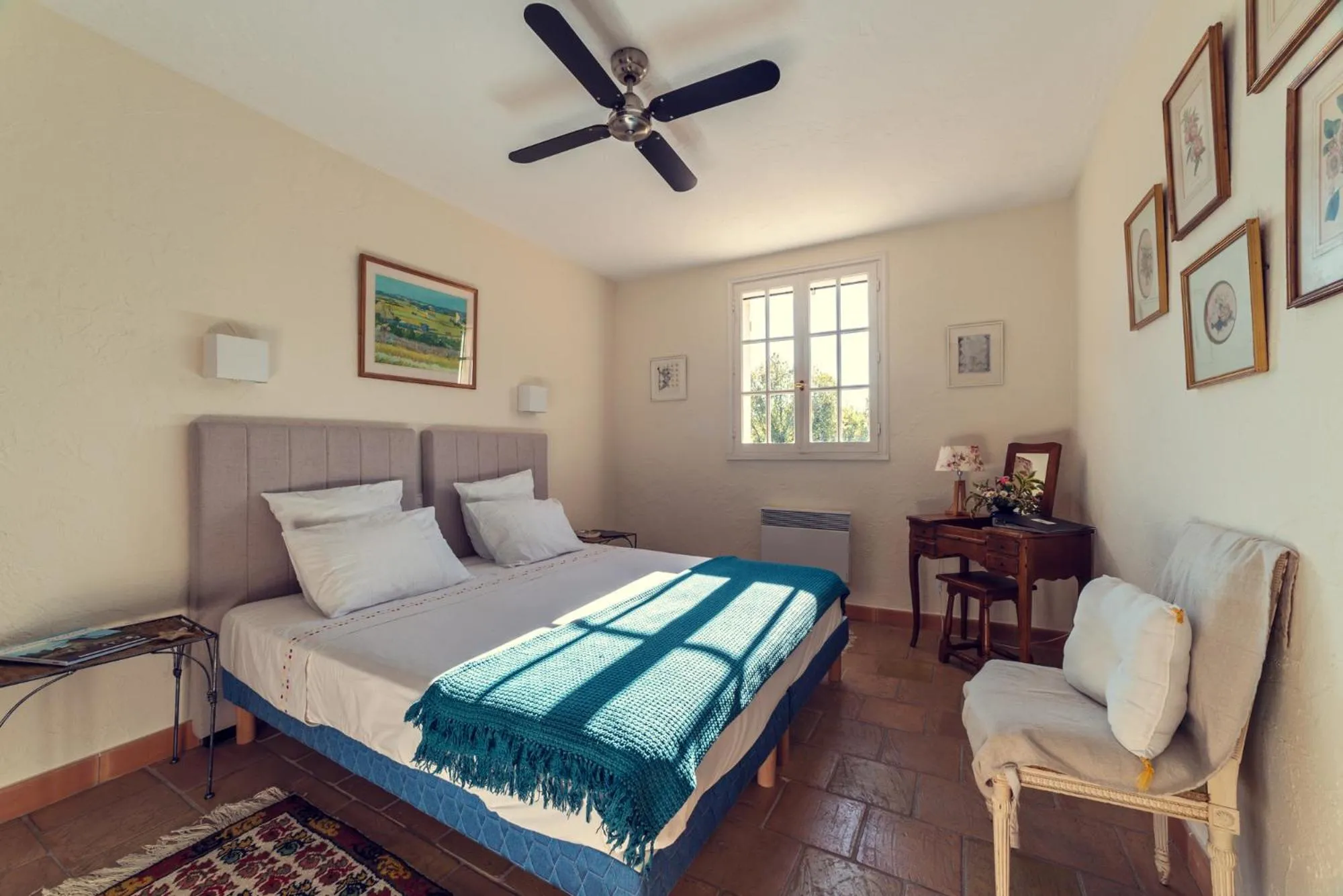Bedroom, Bed in Villa Fontane Cottage
