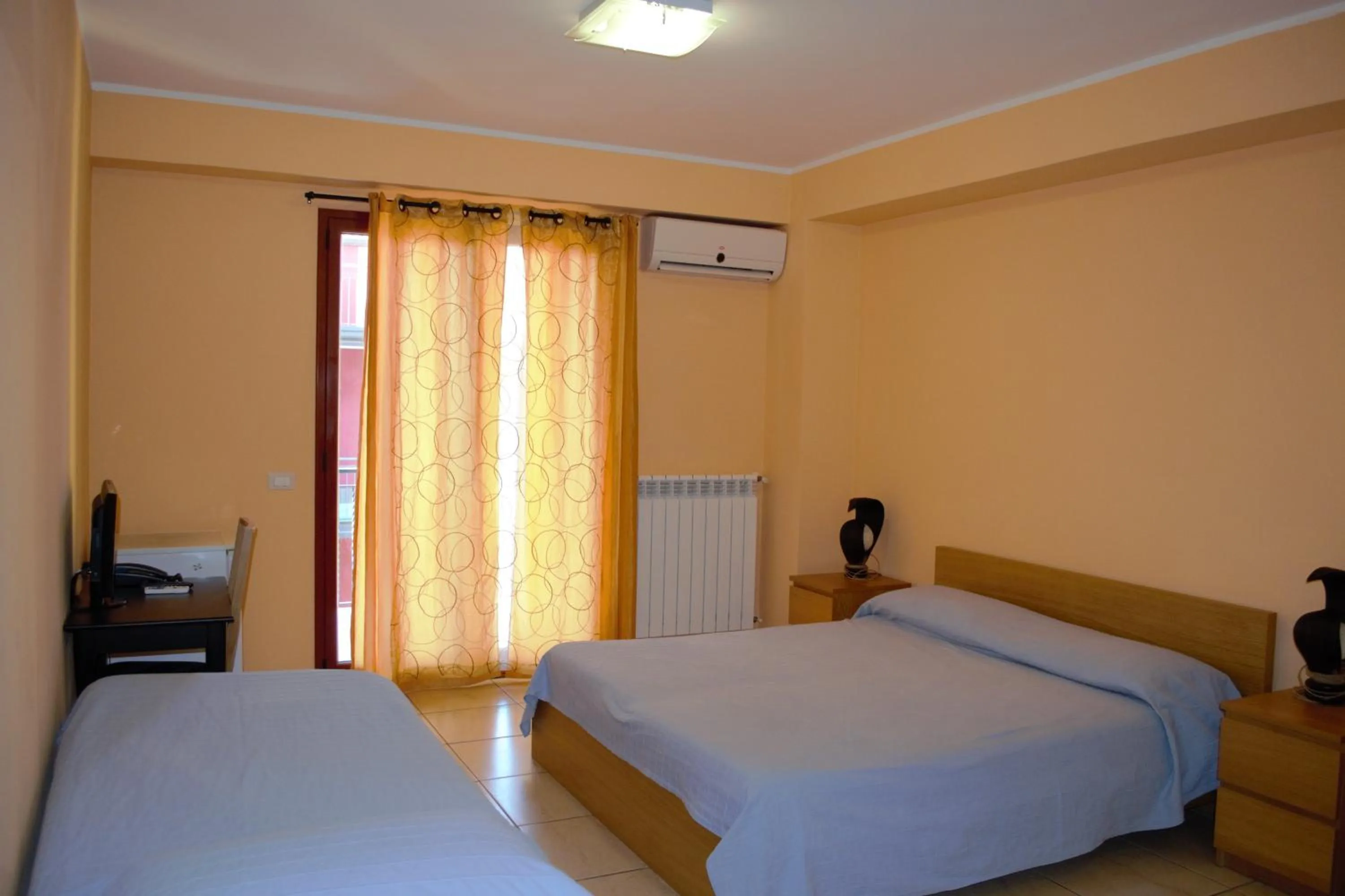 Bedroom, Bed in Hotel Acquaplanet