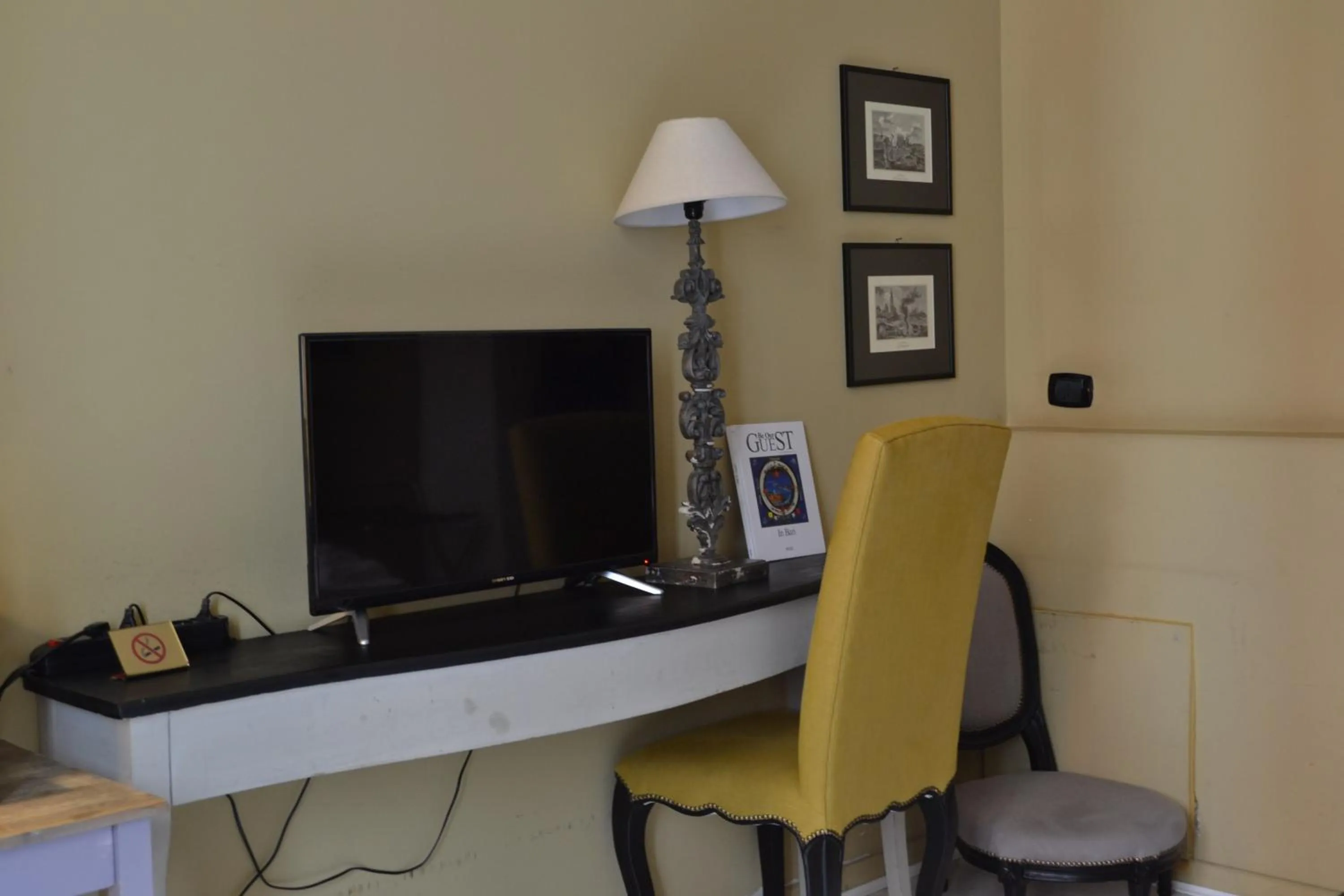 TV and multimedia in Gatto Bianco Casa Dei Venti