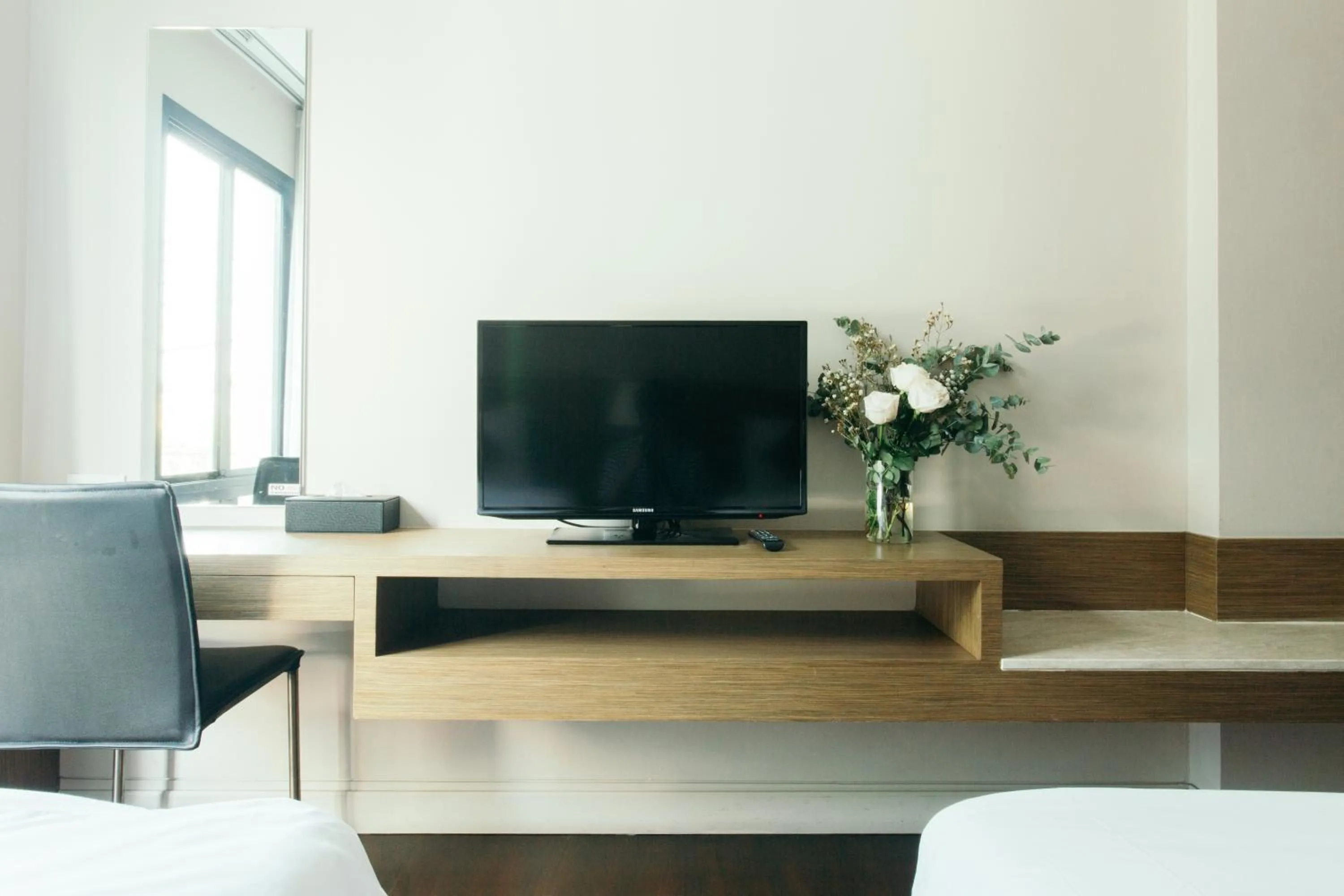 Bedroom in Thomson Residence Hotel