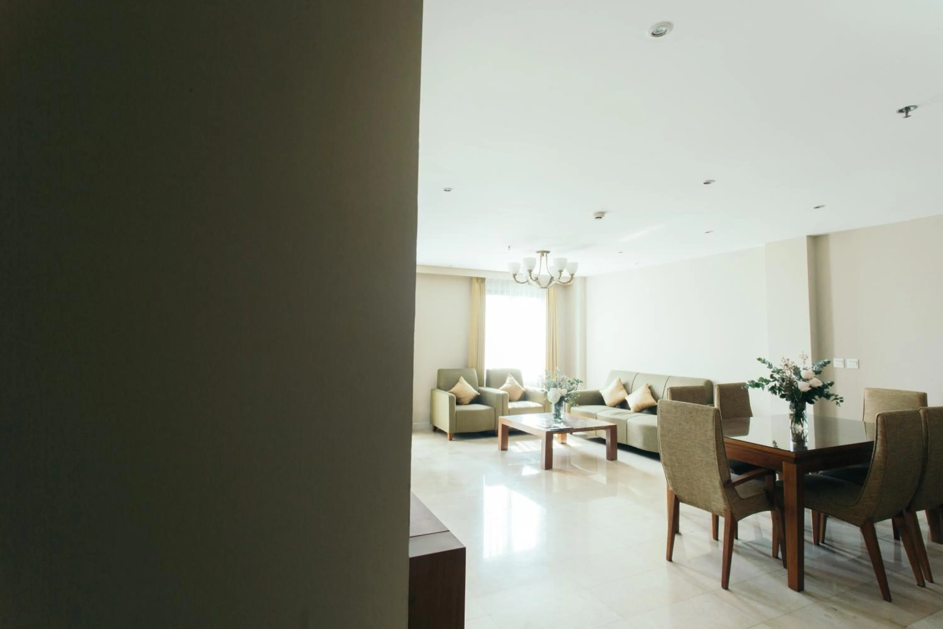 Living room in Thomson Residence Hotel